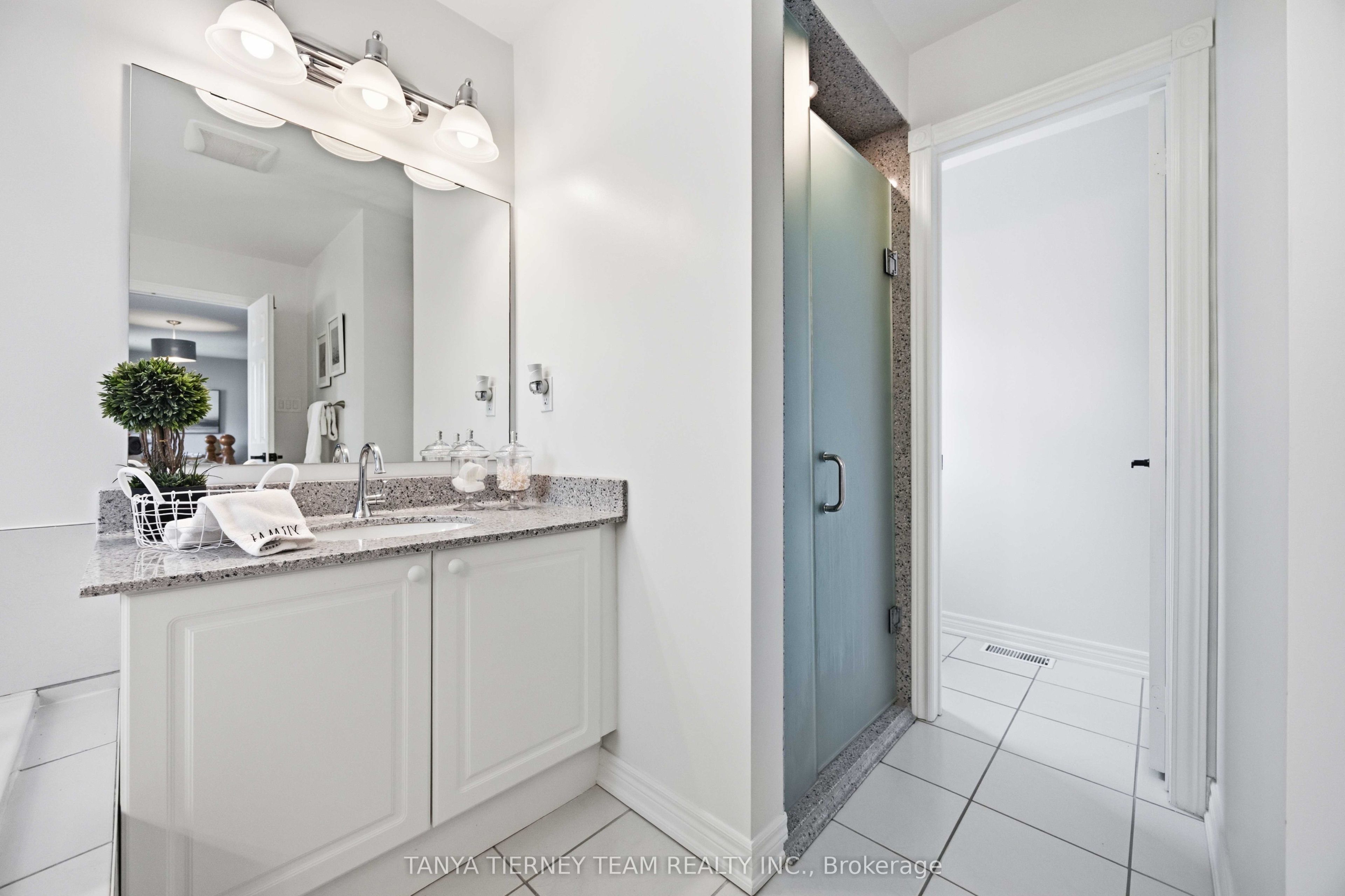 16 Waring Avenue Property Photo 35
