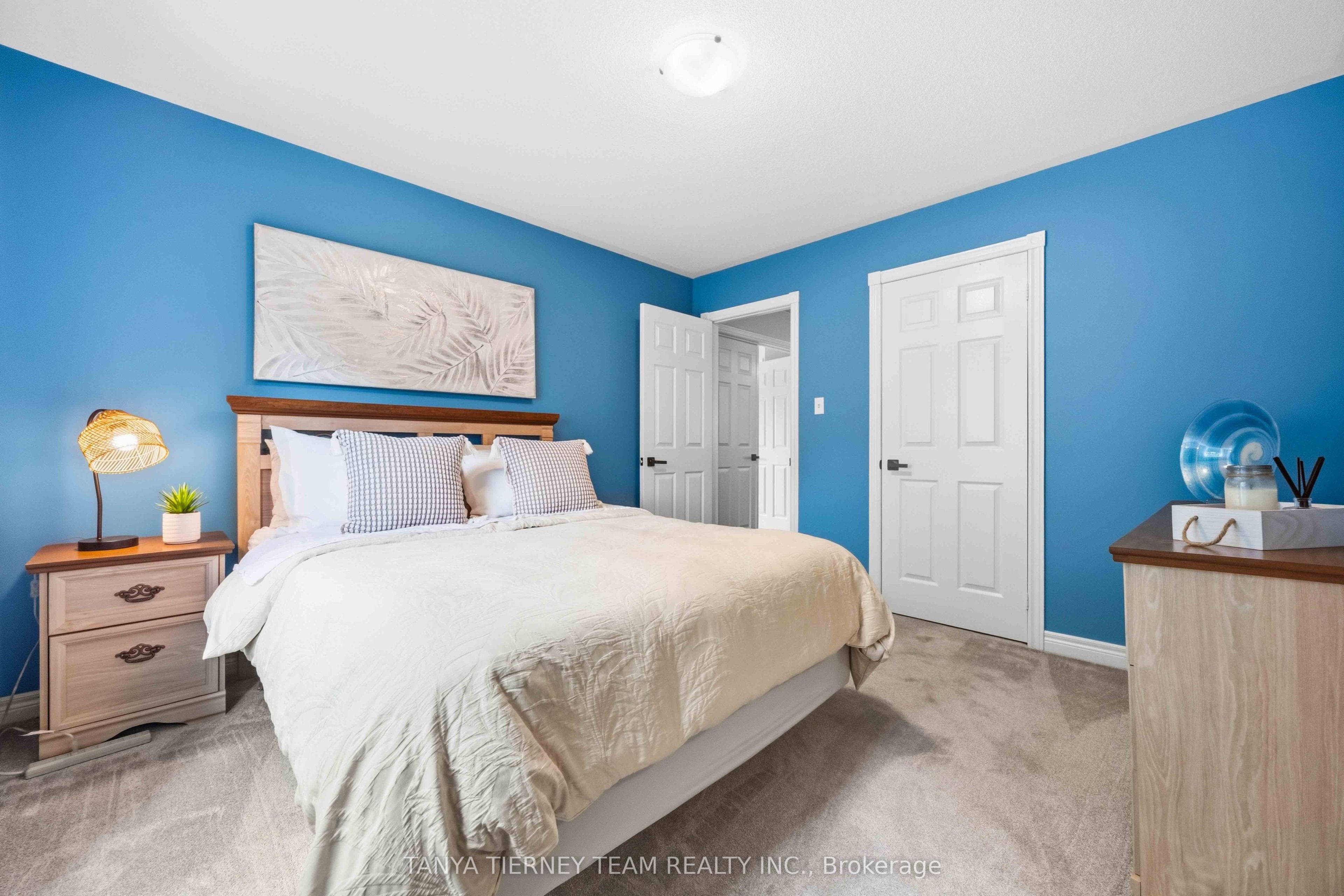 16 Waring Avenue Property Photo 37