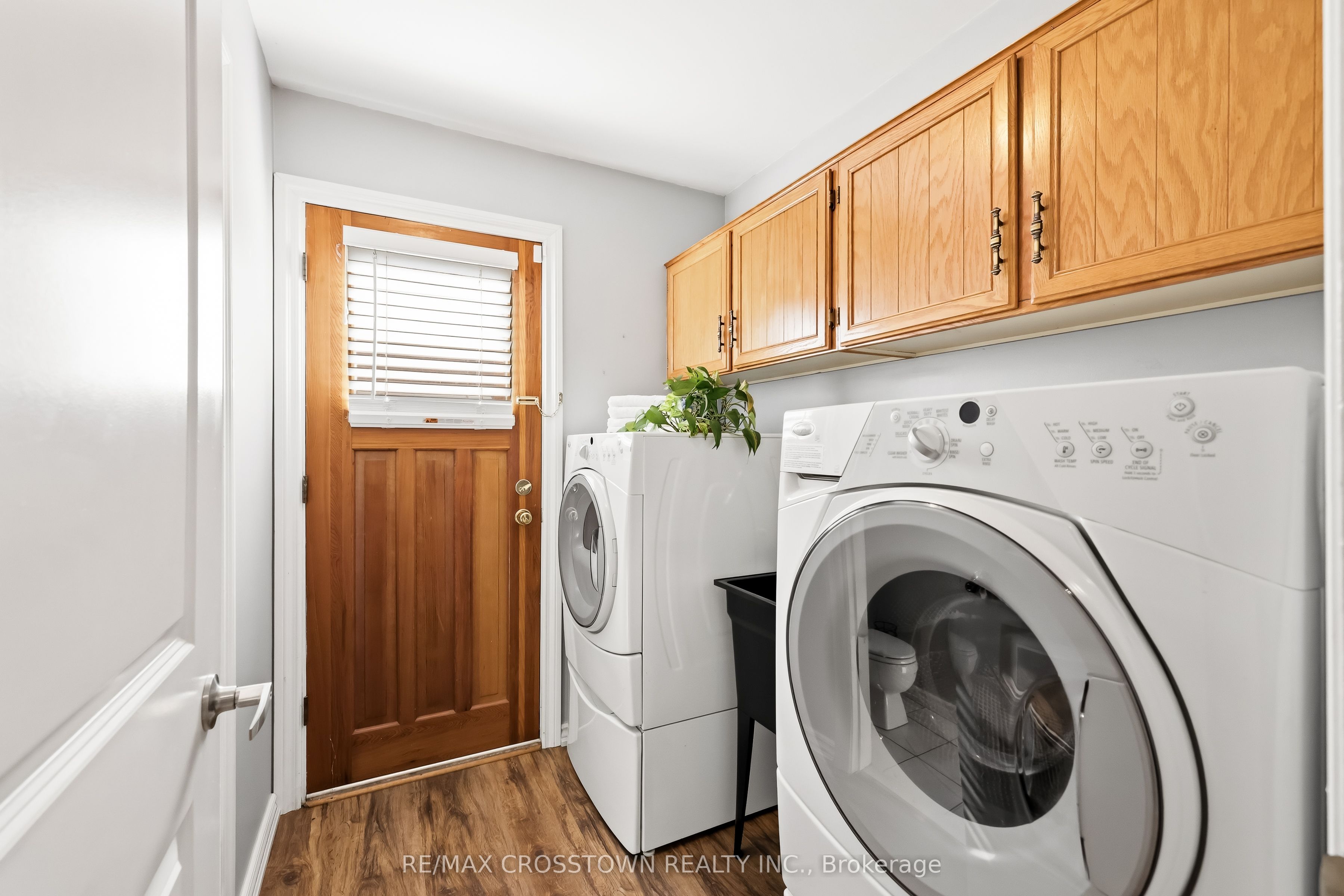 4 Martinet Street Property Photo 24
