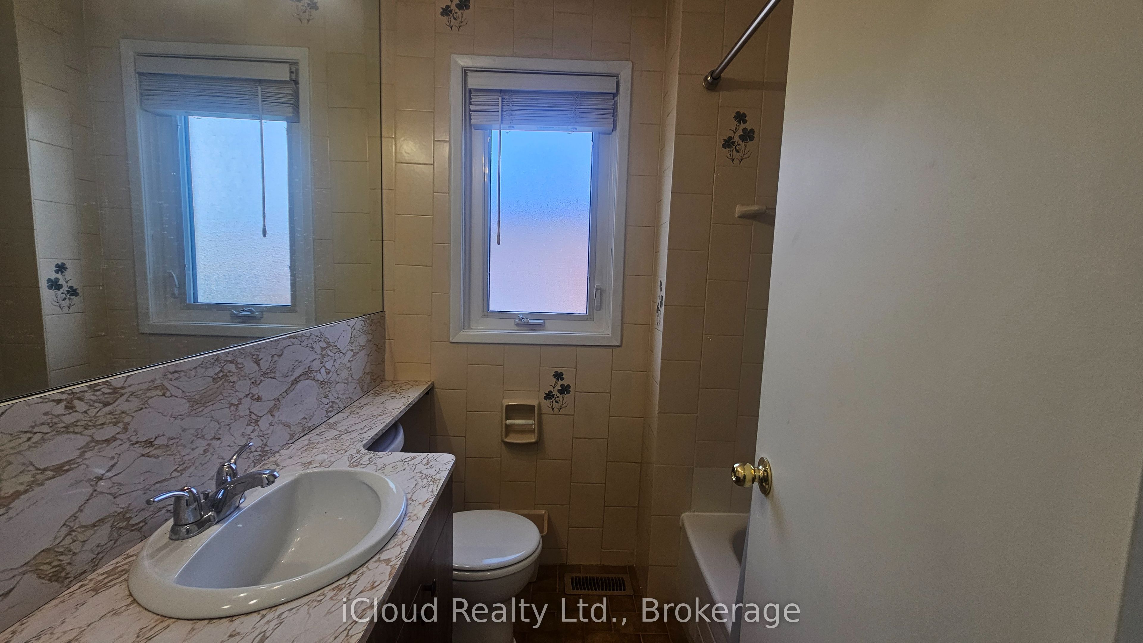 32 Frey Crescent Main Property Photo 10