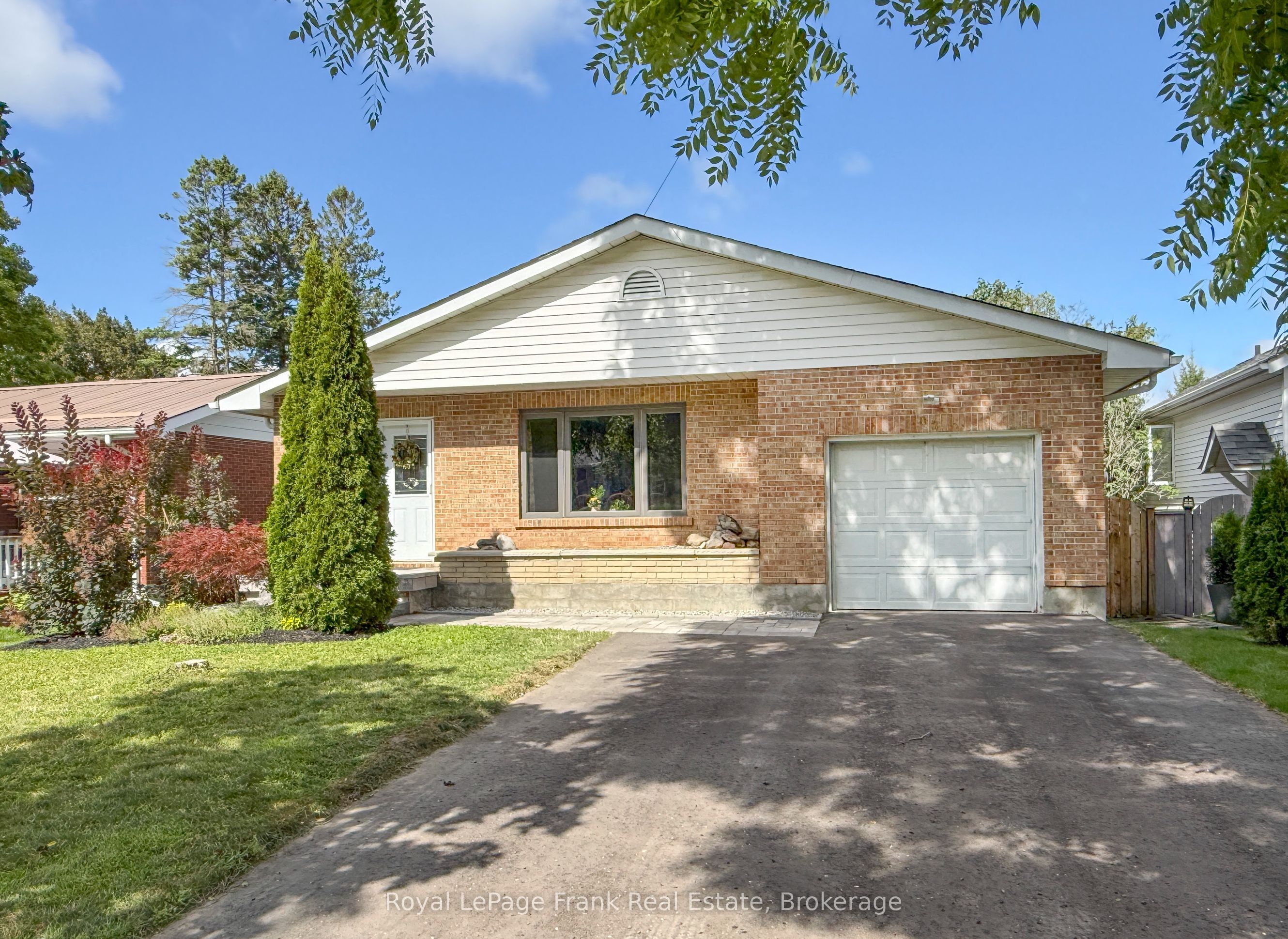 82 Union Avenue Property Photo 1