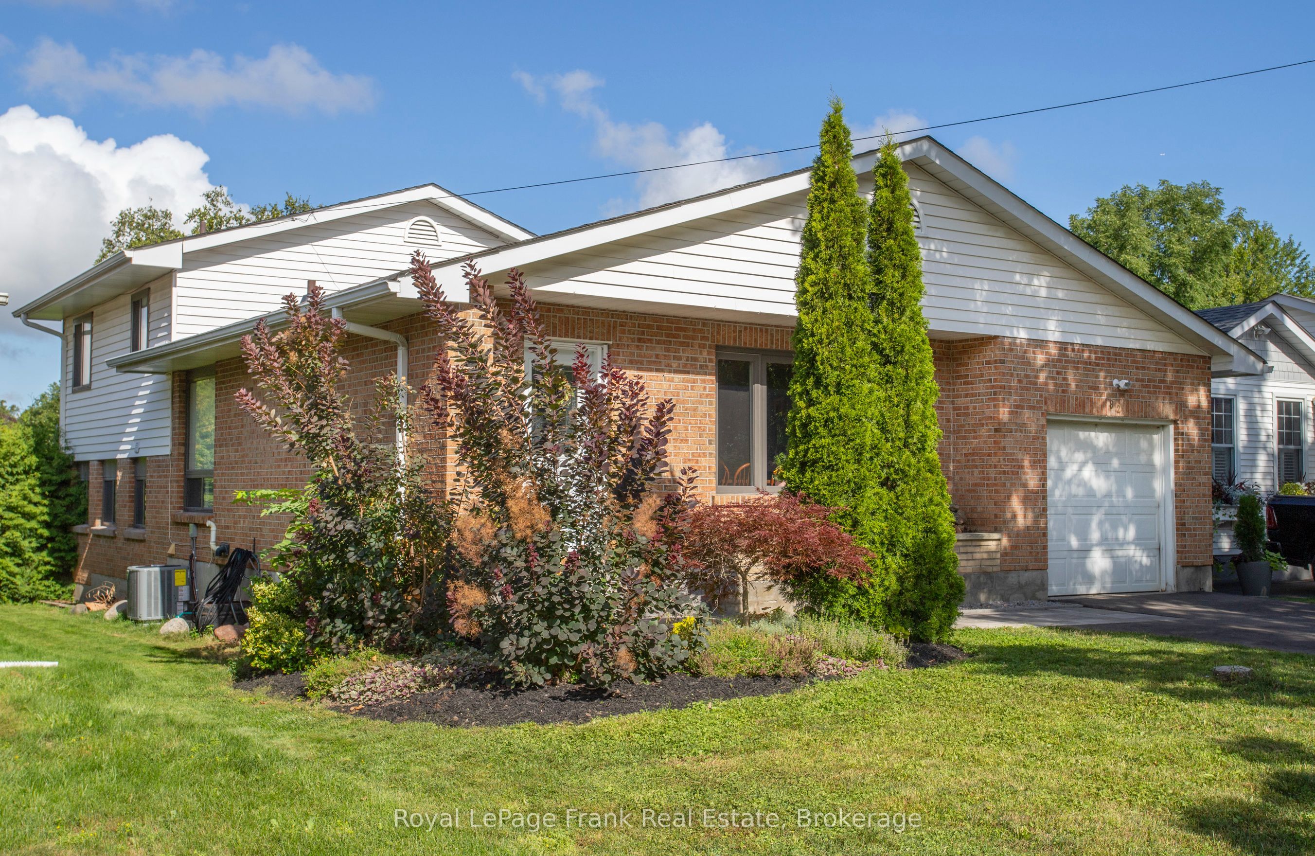 82 Union Avenue Property Photo 2