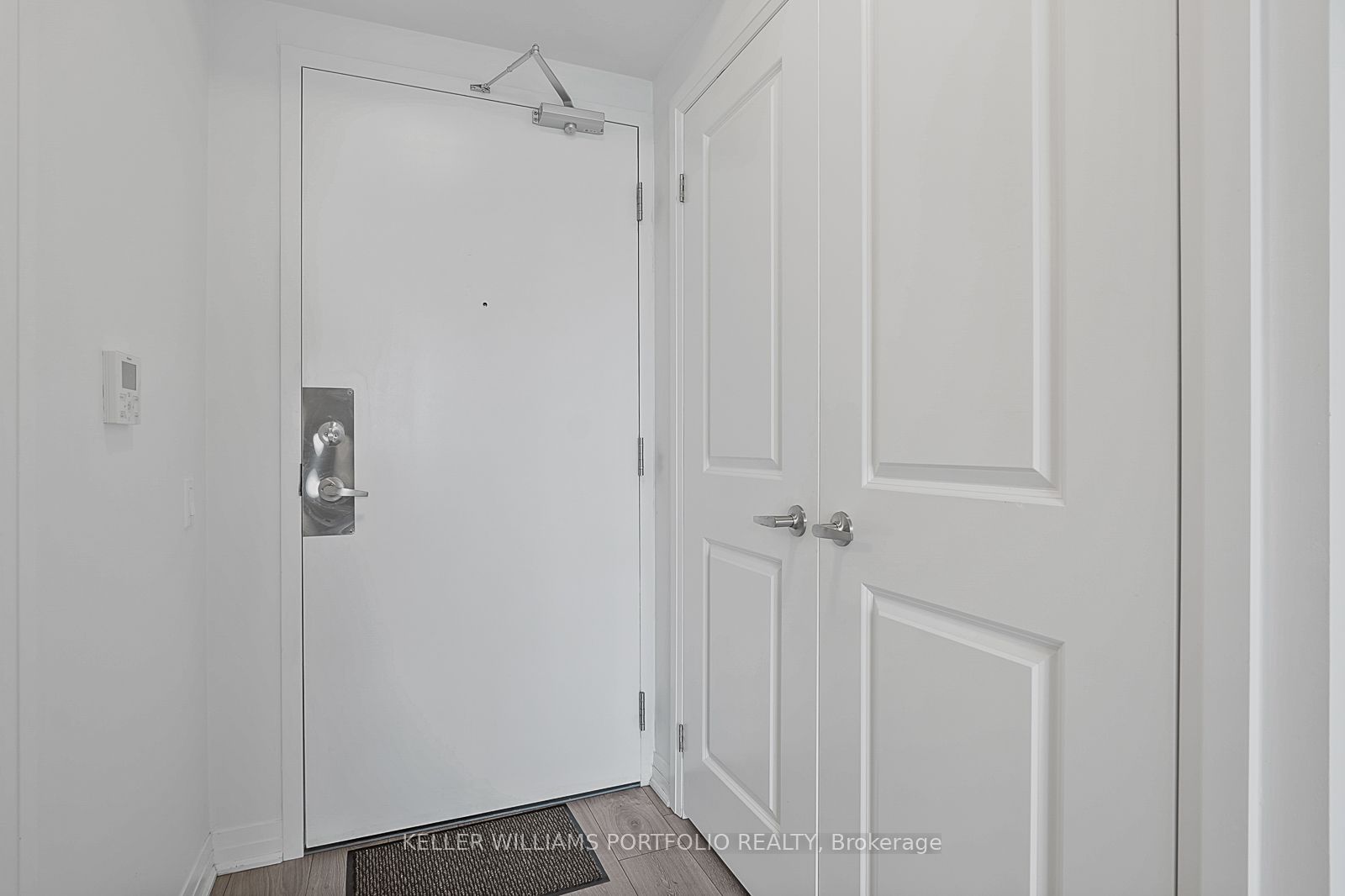 1900 Simcoe Street N 310 Property Photo 6