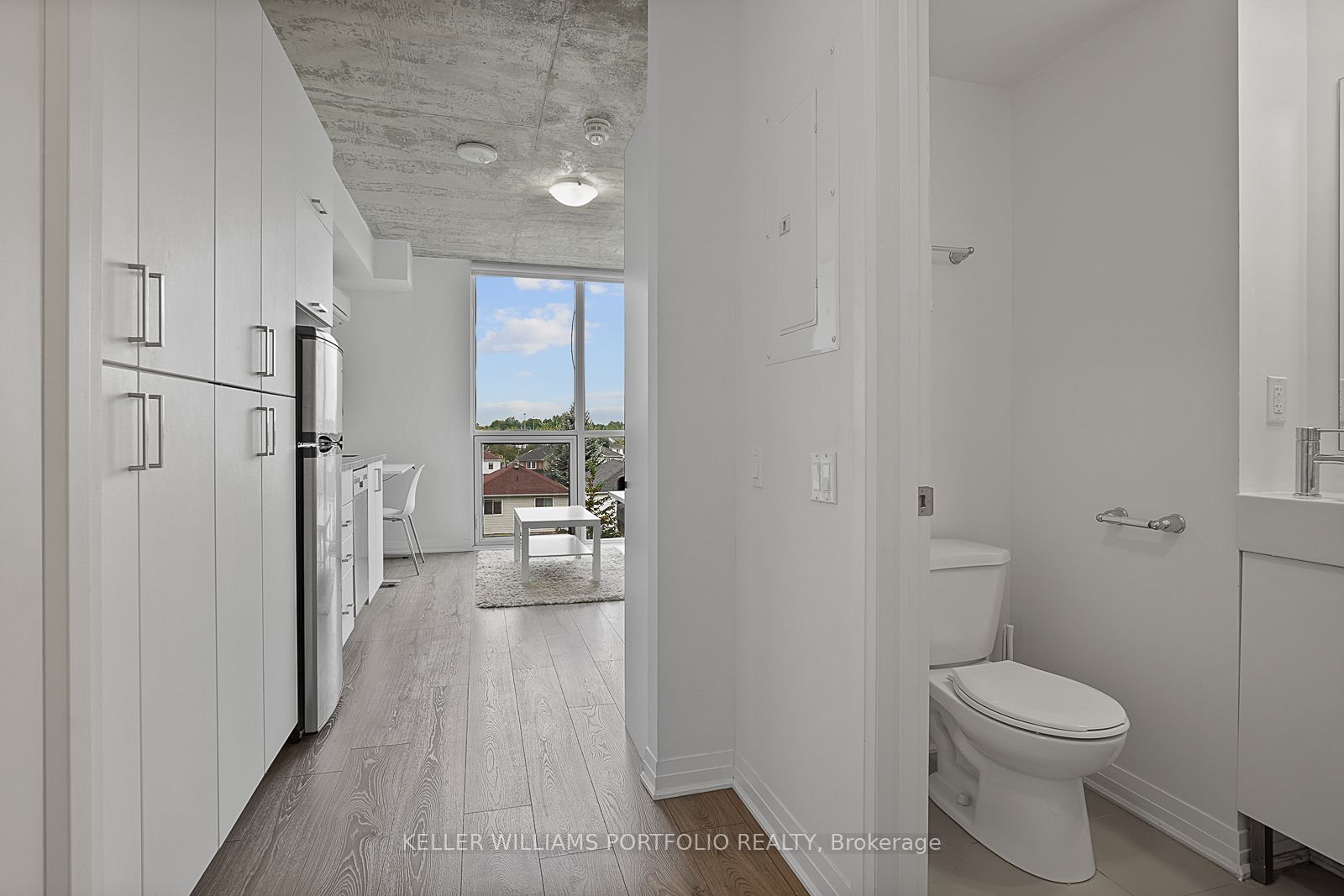 1900 Simcoe Street N 310 Property Photo 7