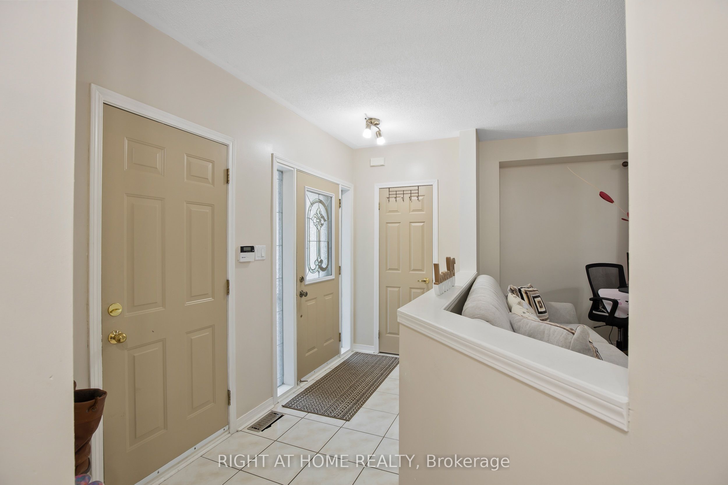 71 Hutton Place Property Photo 2