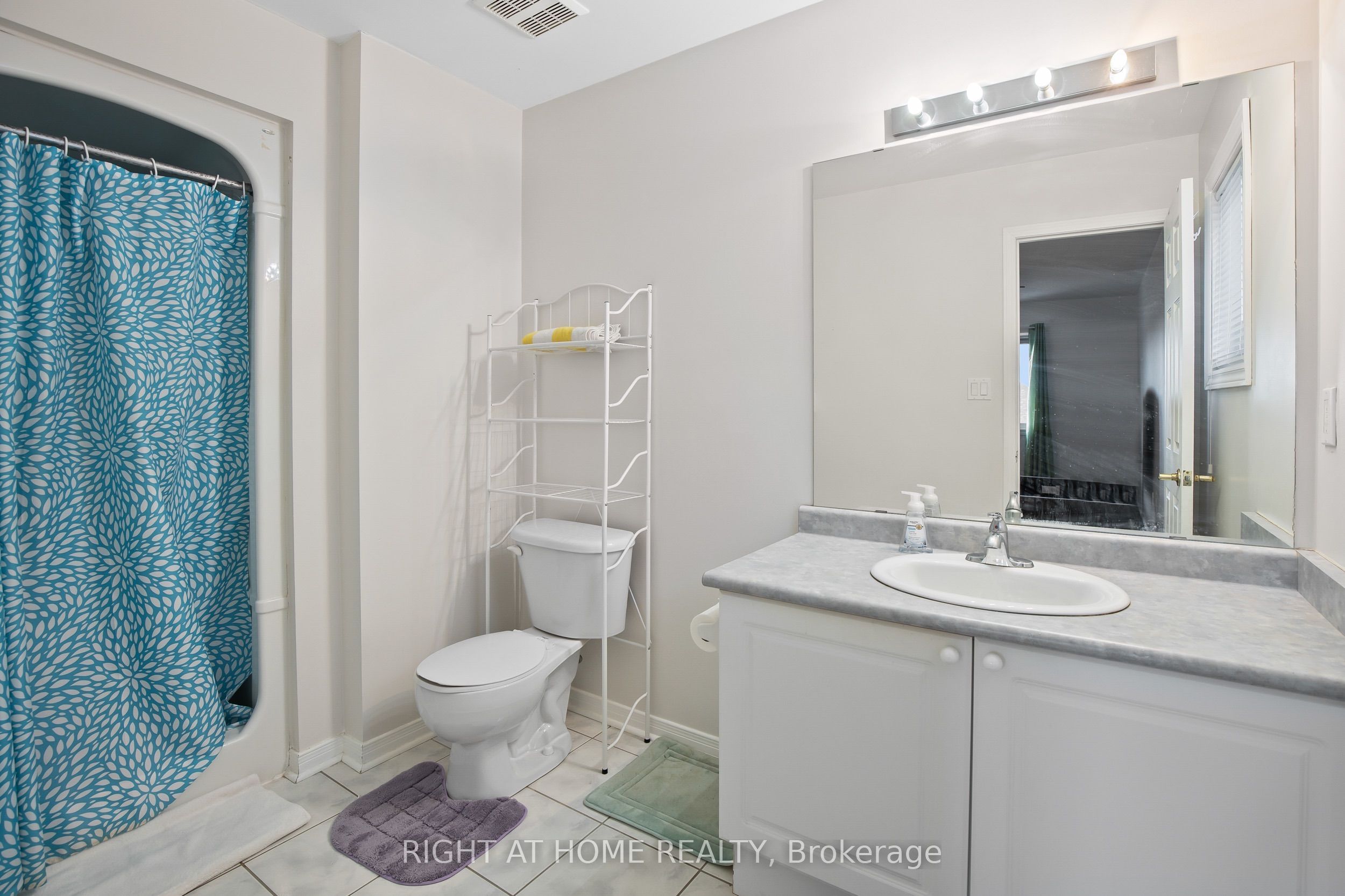 71 Hutton Place Property Photo 16