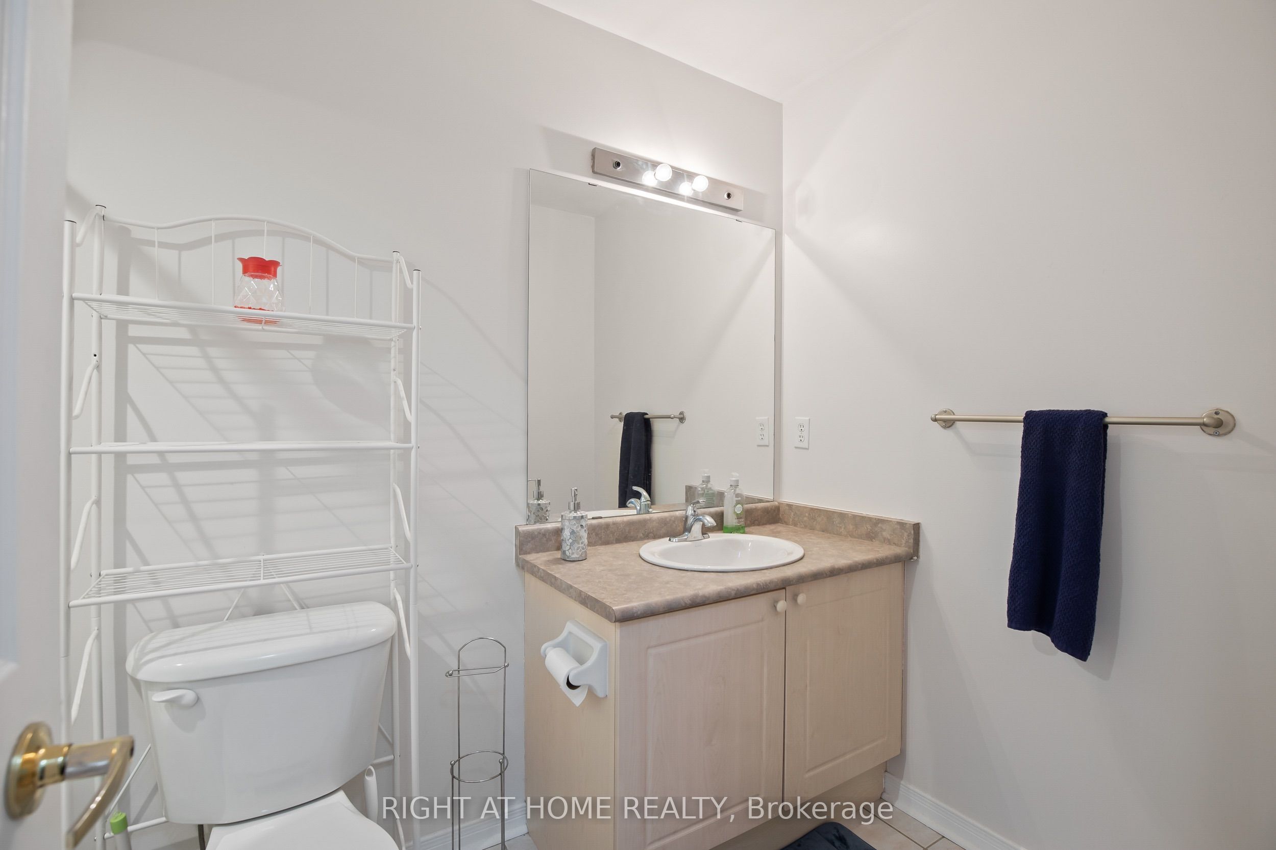 71 Hutton Place Property Photo 19