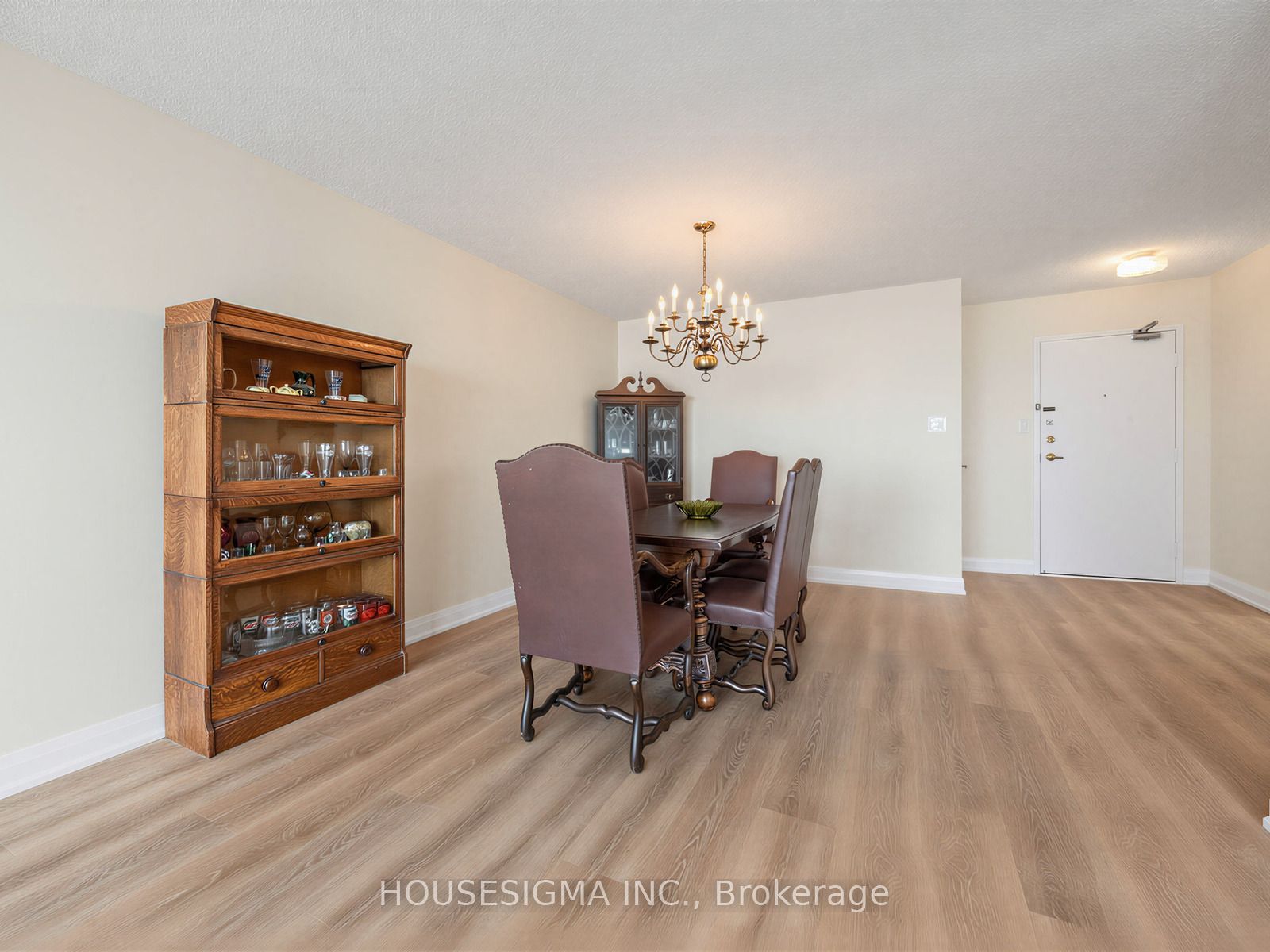 3151 Bridletowne Circle 2307 Property Photo 6