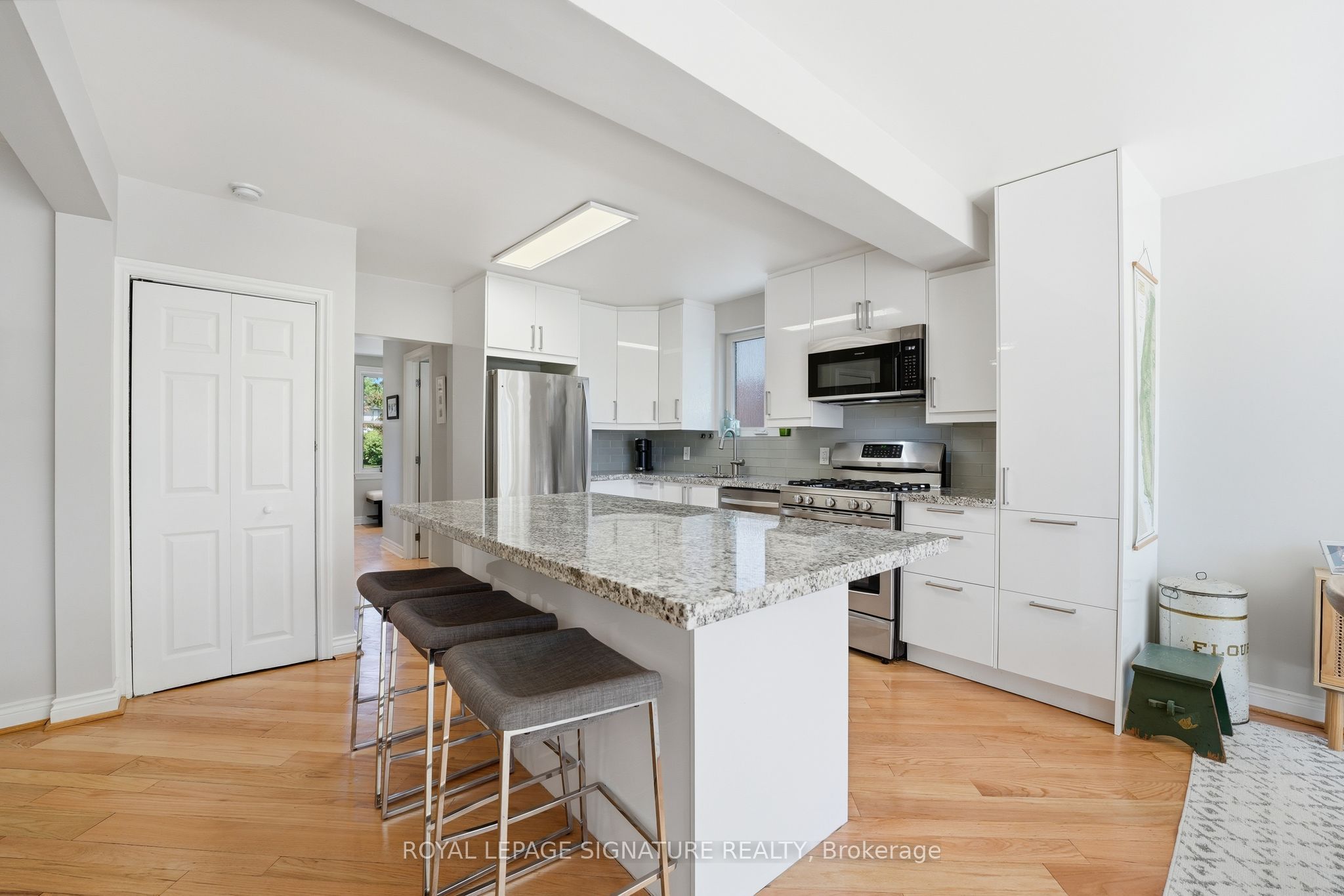 48 Tower Drive Property Photo 4