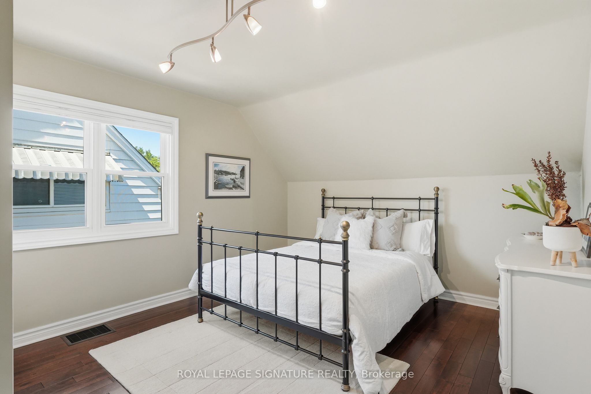 48 Tower Drive Property Photo 18