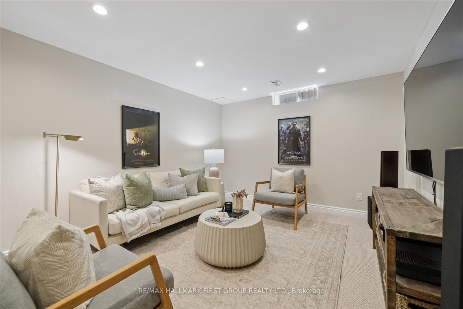 9 Pebblebrook Crescent Property Photo 28