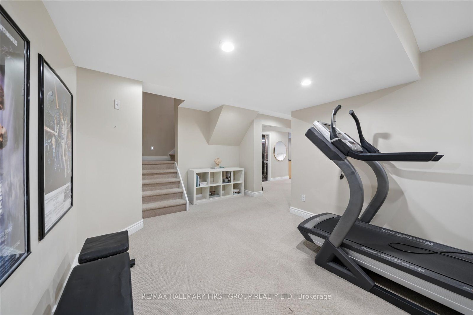 9 Pebblebrook Crescent Property Photo 33