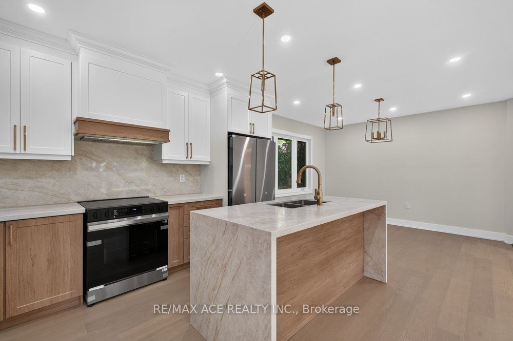 11 Faircroft Boulevard Property Photo 22