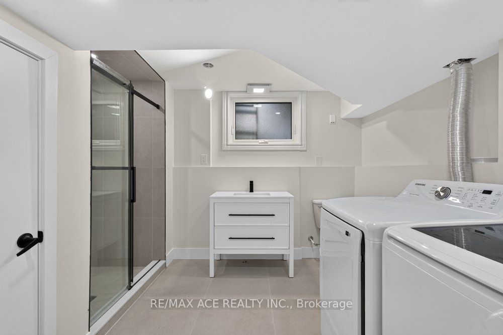 11 Faircroft Boulevard Property Photo 37