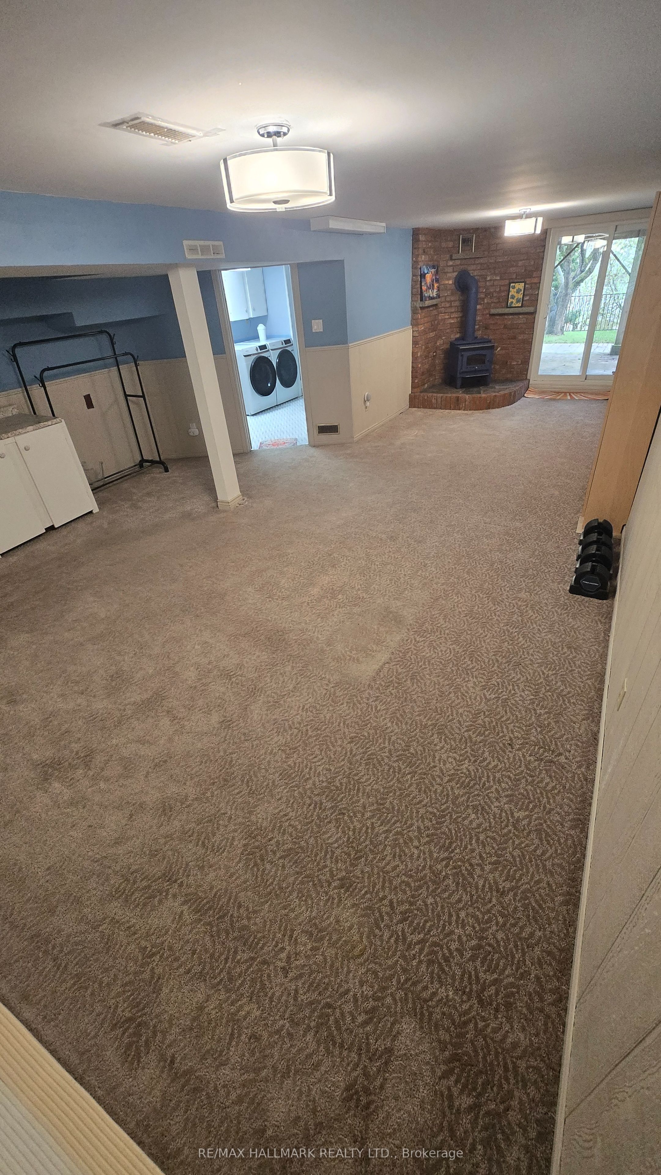 106 Springdale Crescent Lower Level Property Photo 7