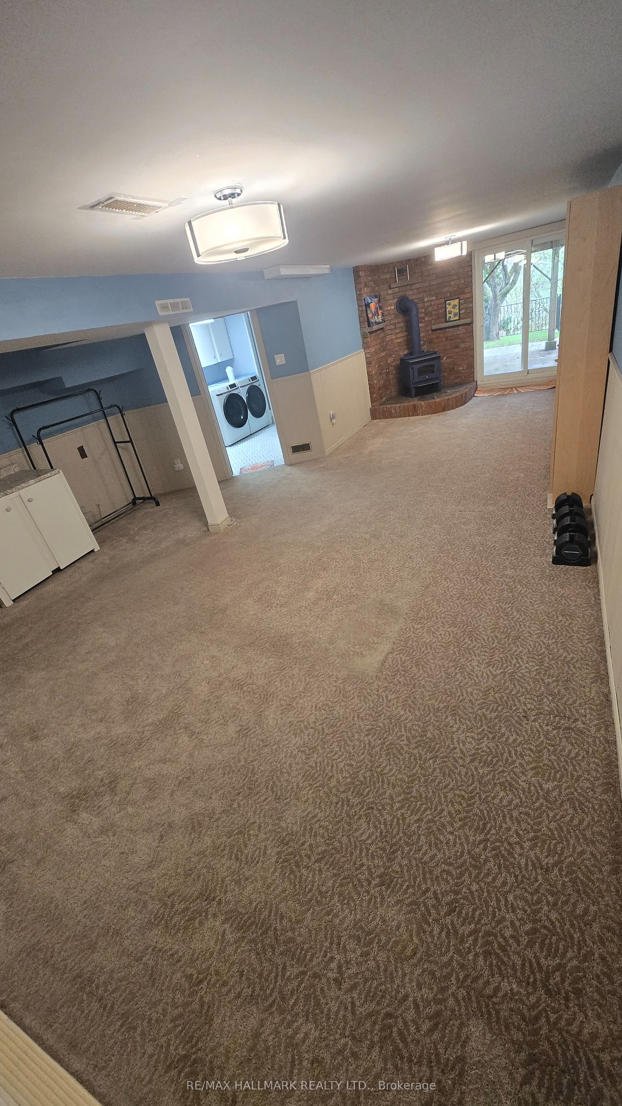 106 Springdale Crescent Lower Level Property Photo 8