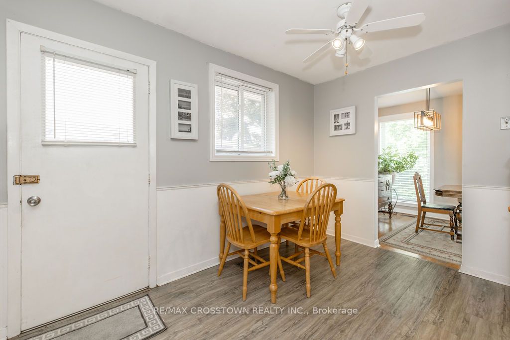 865 Krosno Boulevard Property Photo 15