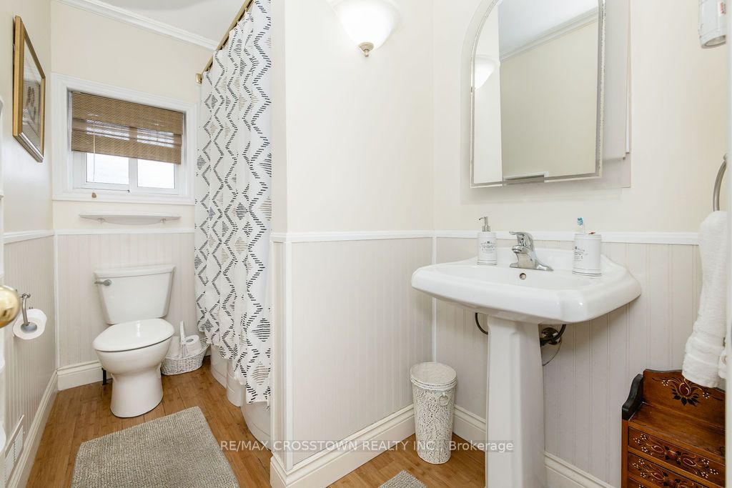 865 Krosno Boulevard Property Photo 24