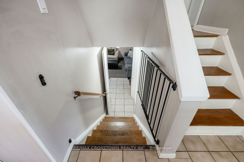 865 Krosno Boulevard Property Photo 25