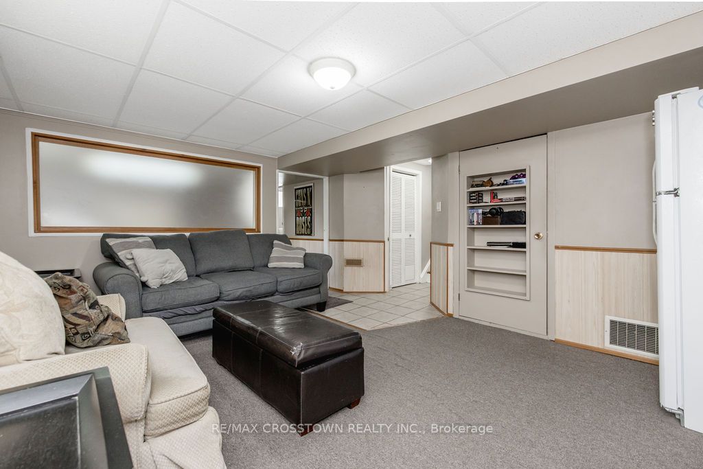 865 Krosno Boulevard Property Photo 29