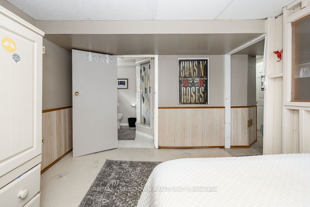 865 Krosno Boulevard Property Photo 31