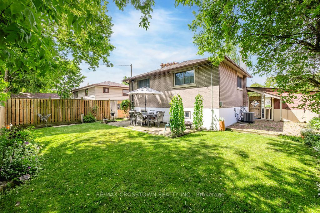 865 Krosno Boulevard Property Photo 38