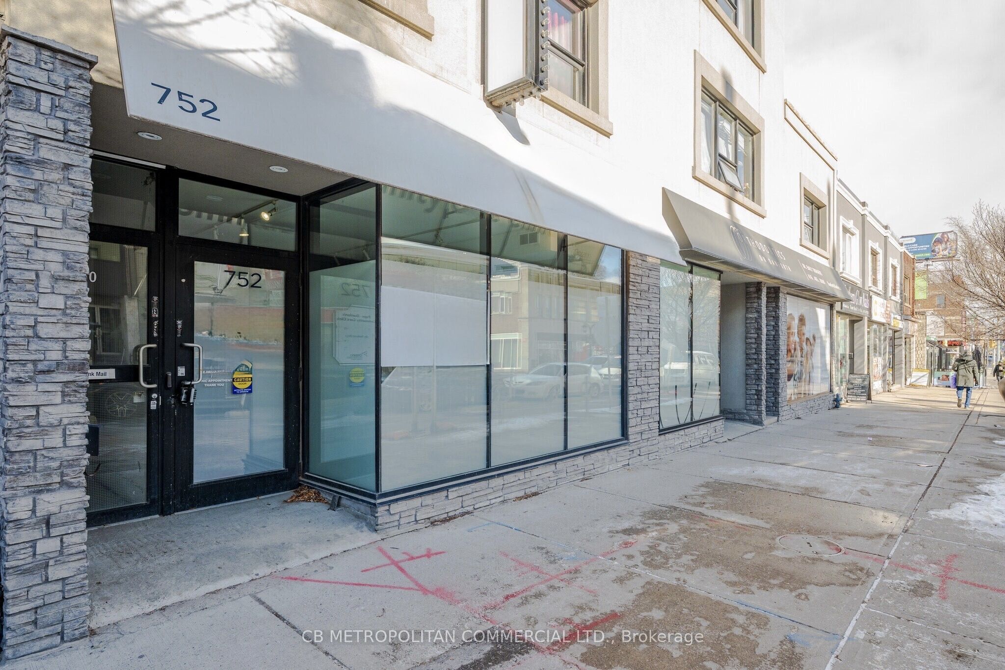 752 Danforth Avenue Property Photo 1