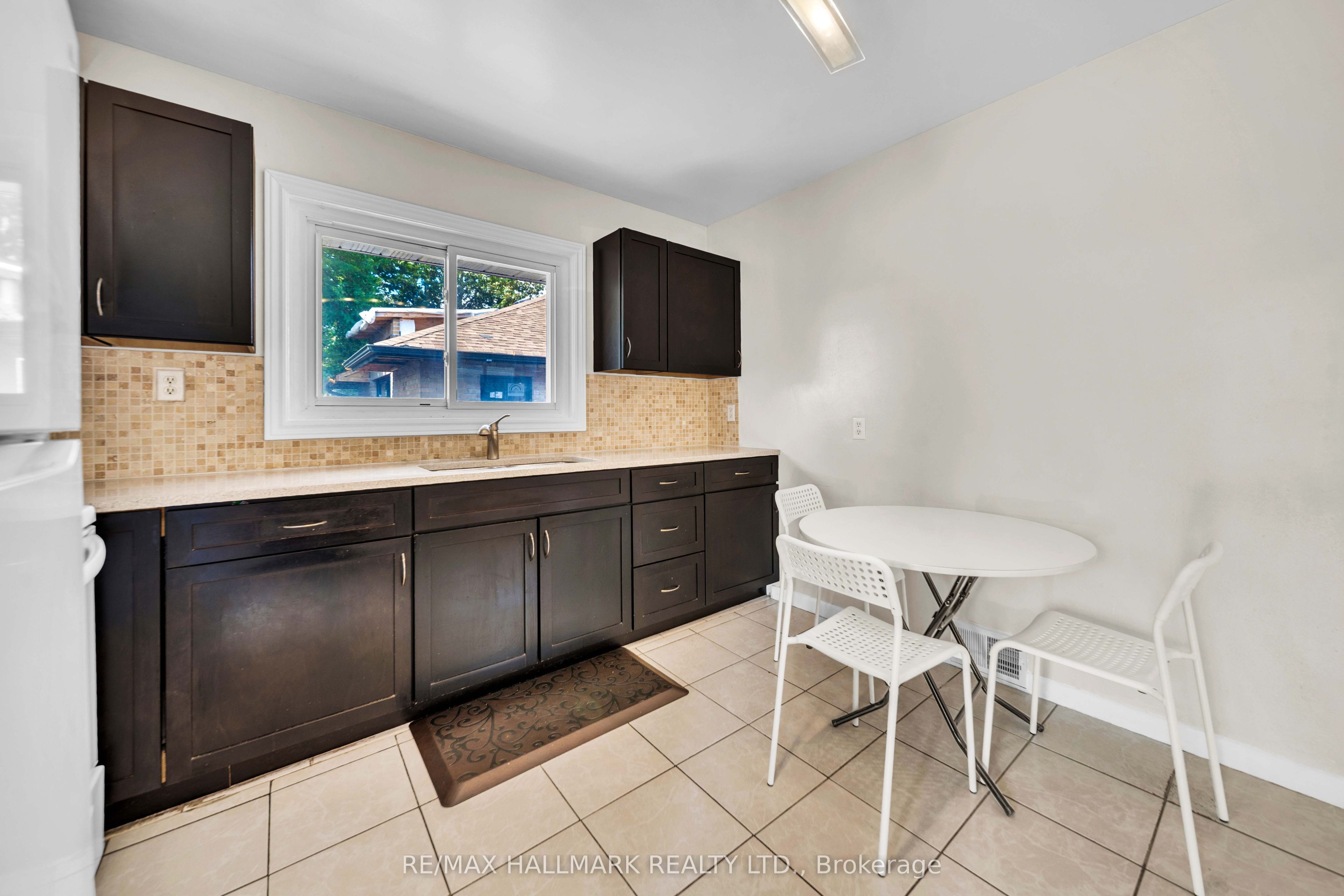 1557 Pharmacy Avenue Property Photo 10