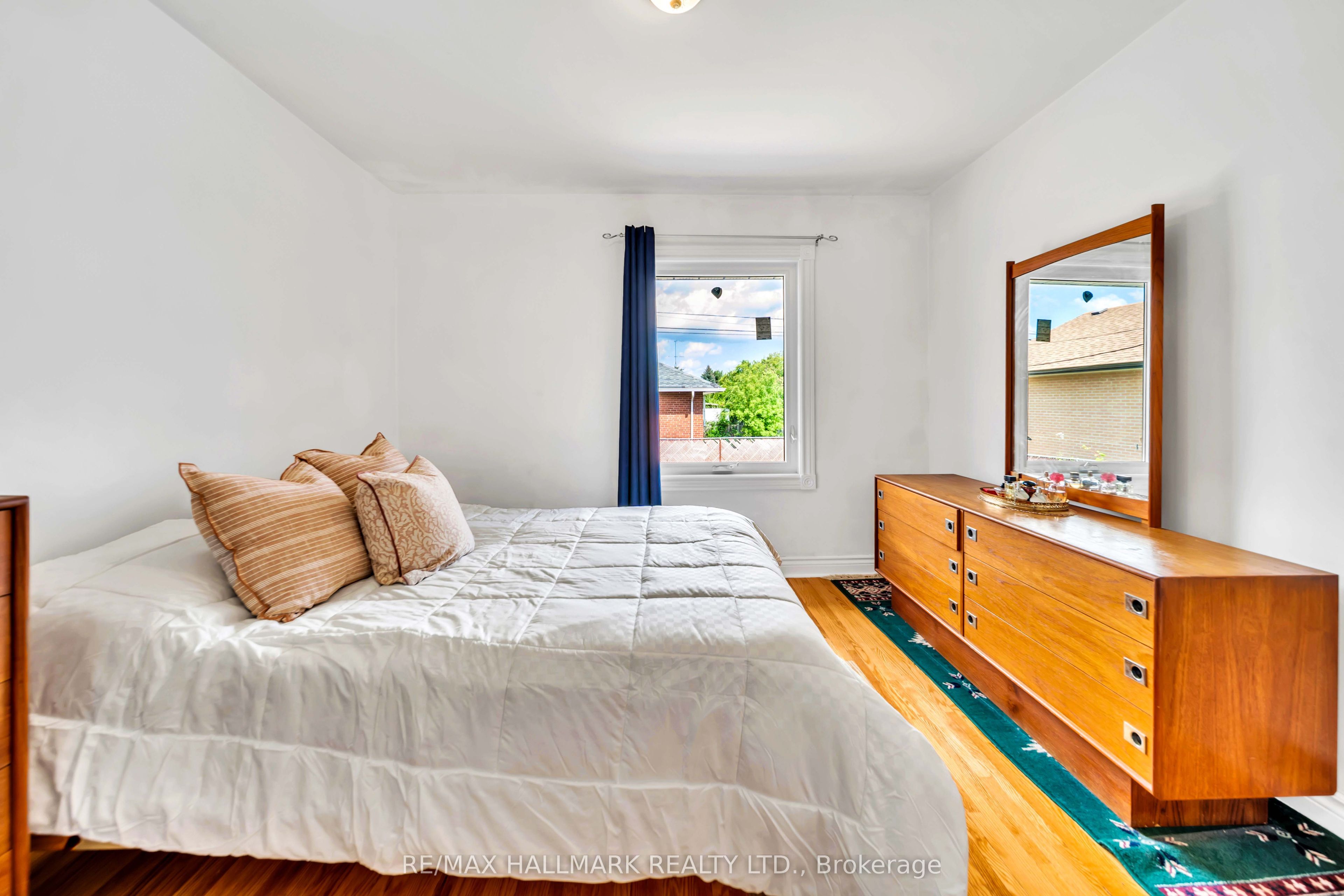 1557 Pharmacy Avenue Property Photo 13