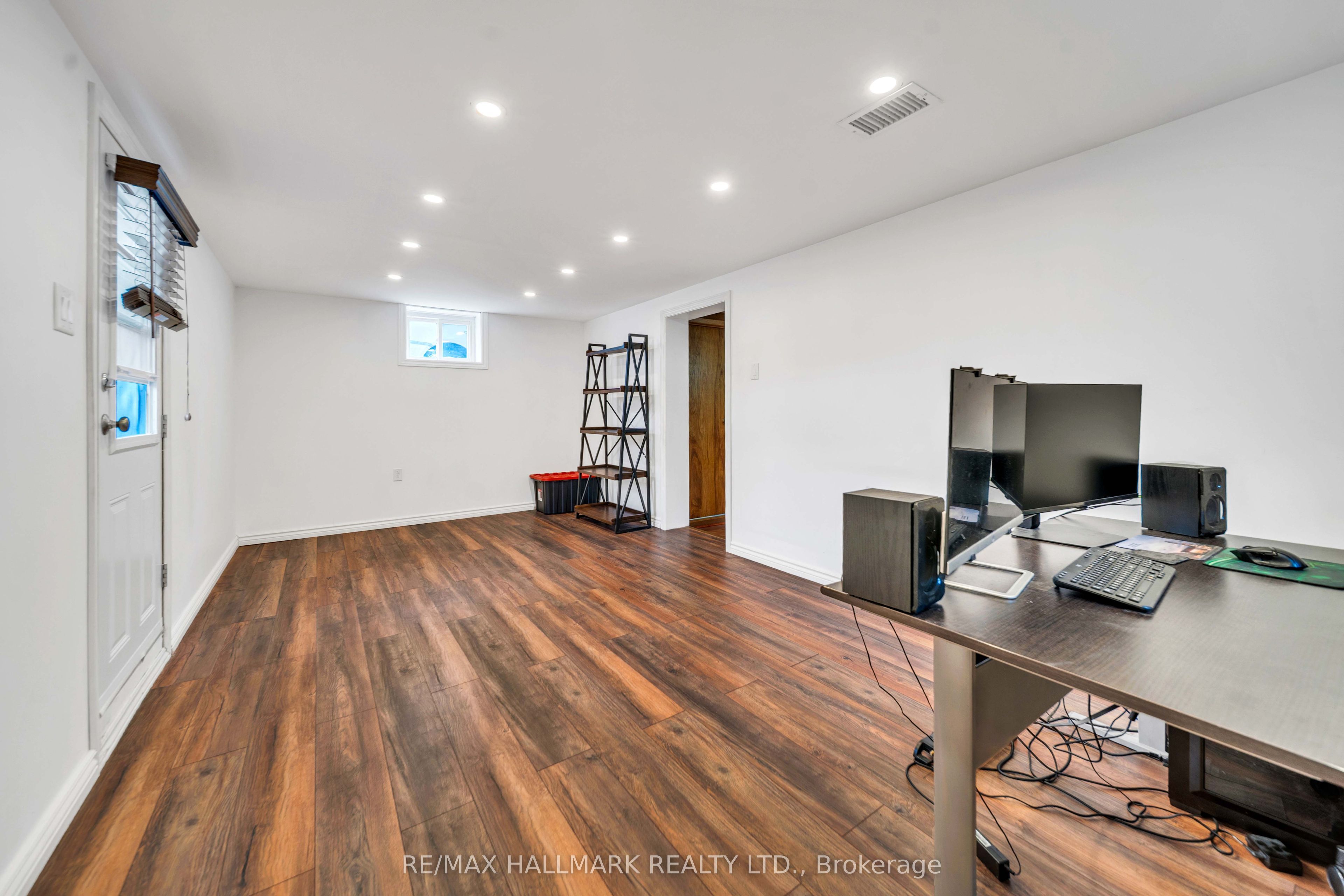 1557 Pharmacy Avenue Property Photo 21