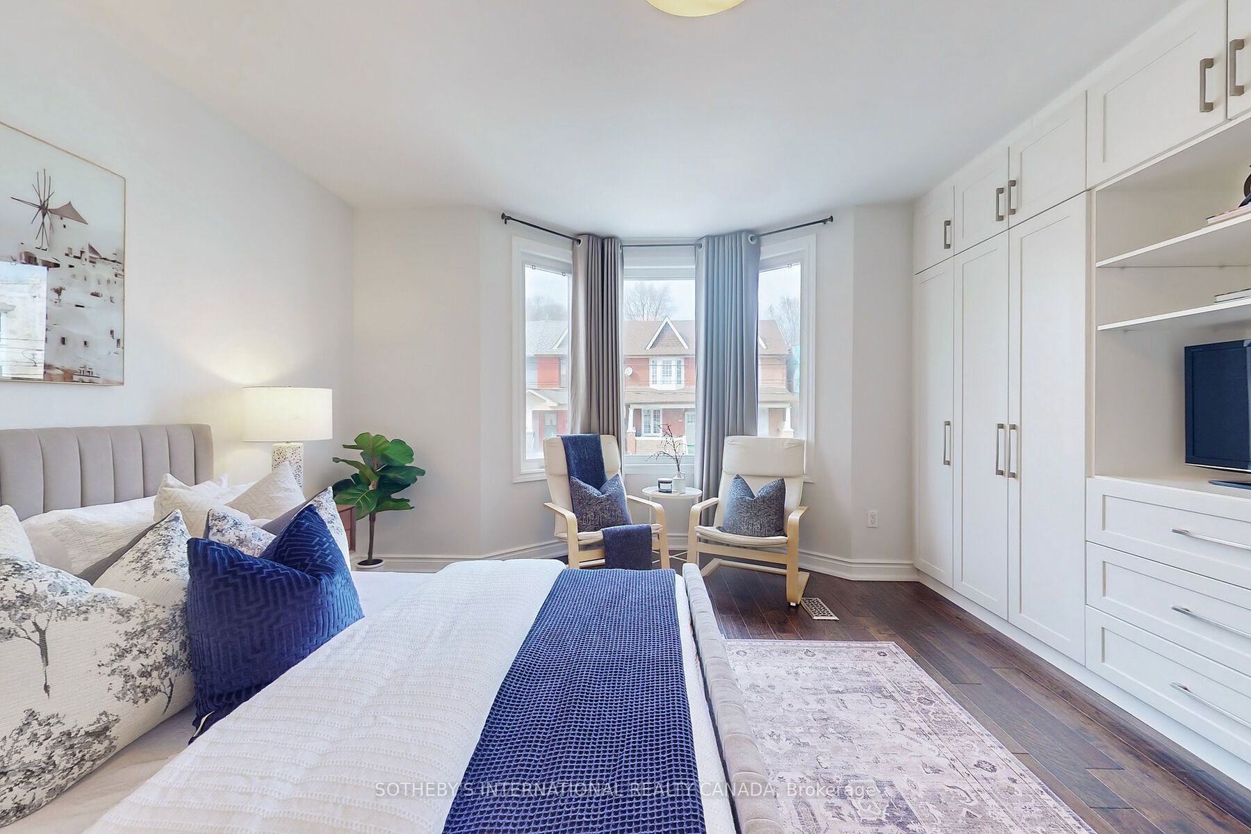 1271 Gerrard Street E Property Photo 17