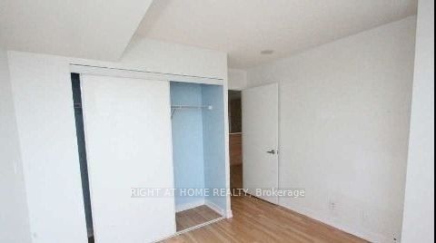 36 Lee Centre Drive 2016 Property Photo 10