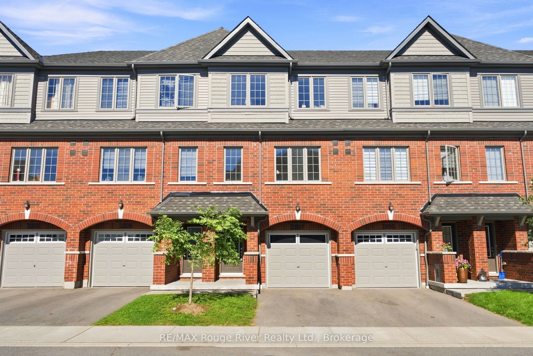 2607 Magdalen Path W Property Photo 1