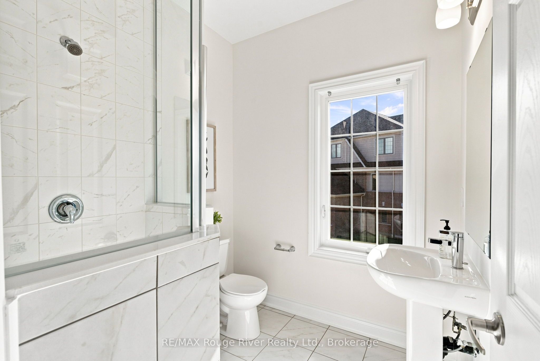 2607 Magdalen Path W Property Photo 23