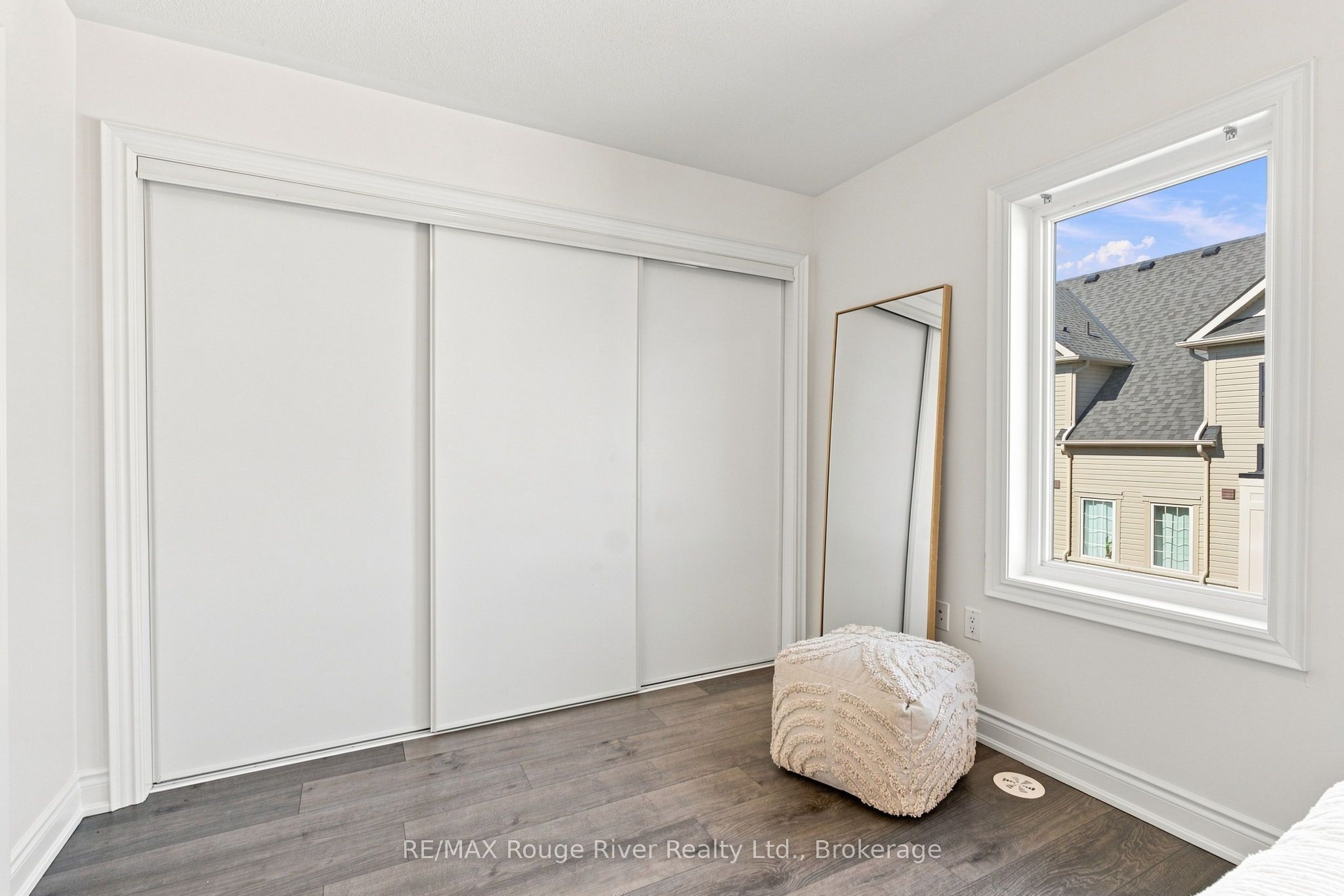 2607 Magdalen Path W Property Photo 29