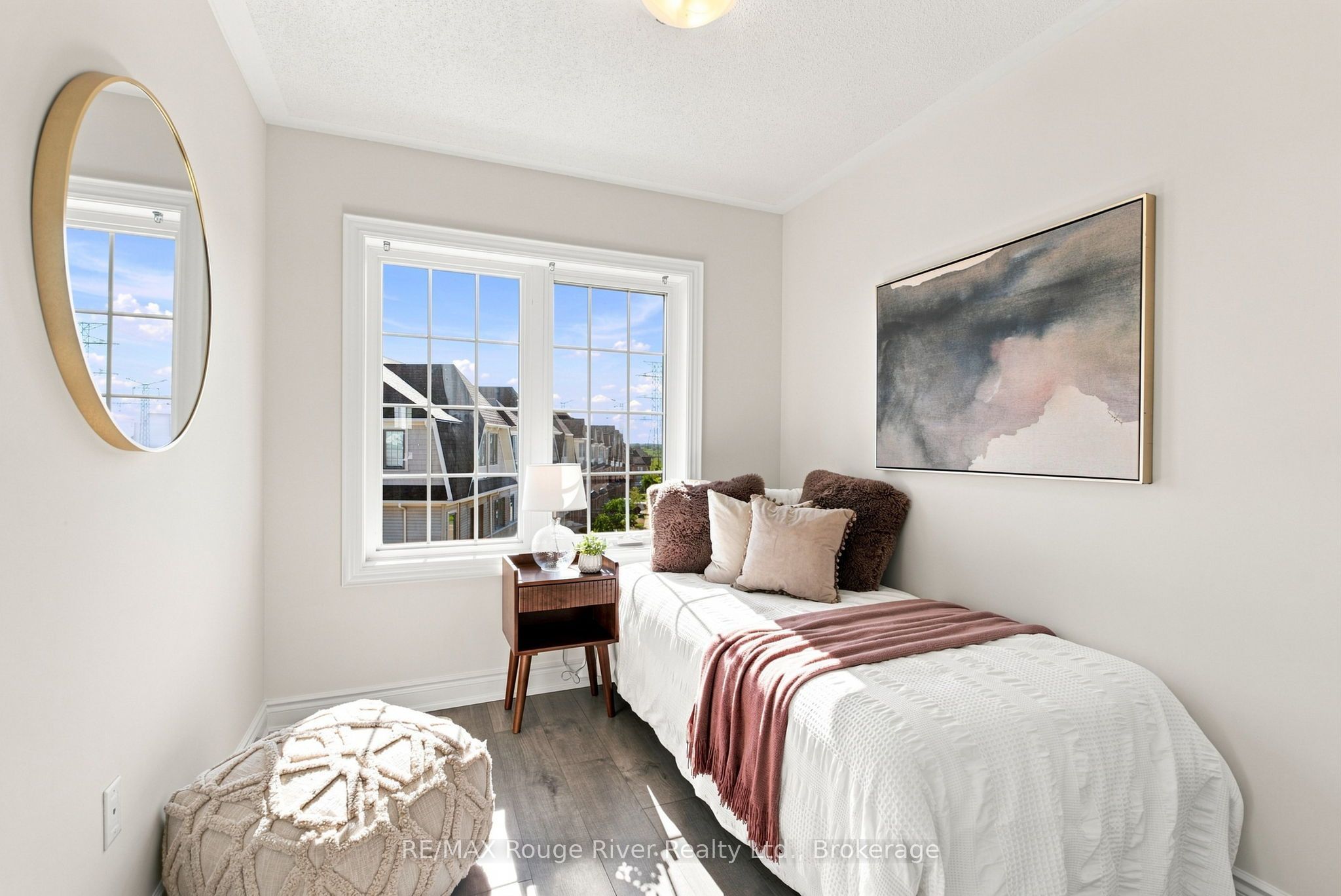 2607 Magdalen Path W Property Photo 37