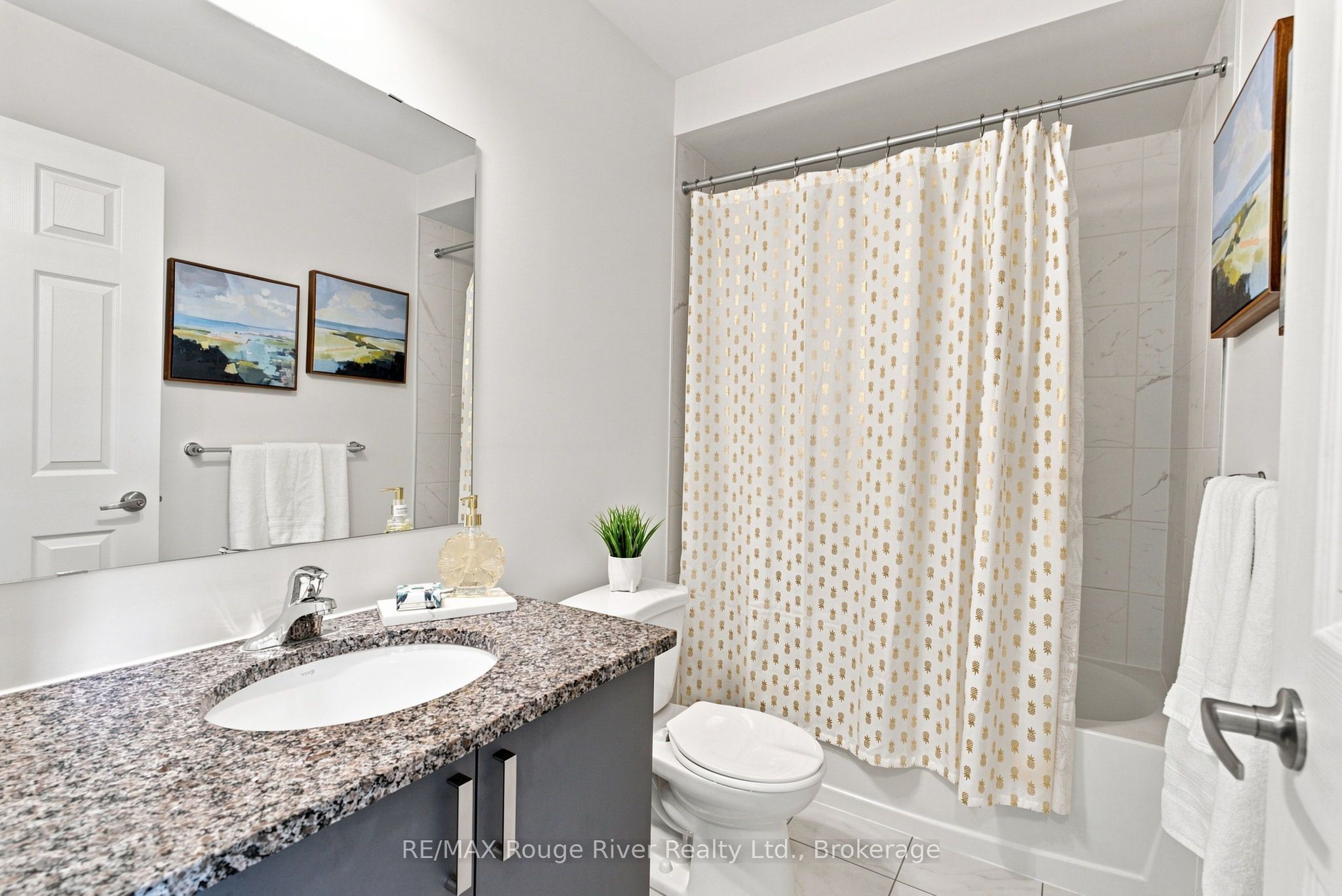 2607 Magdalen Path W Property Photo 42
