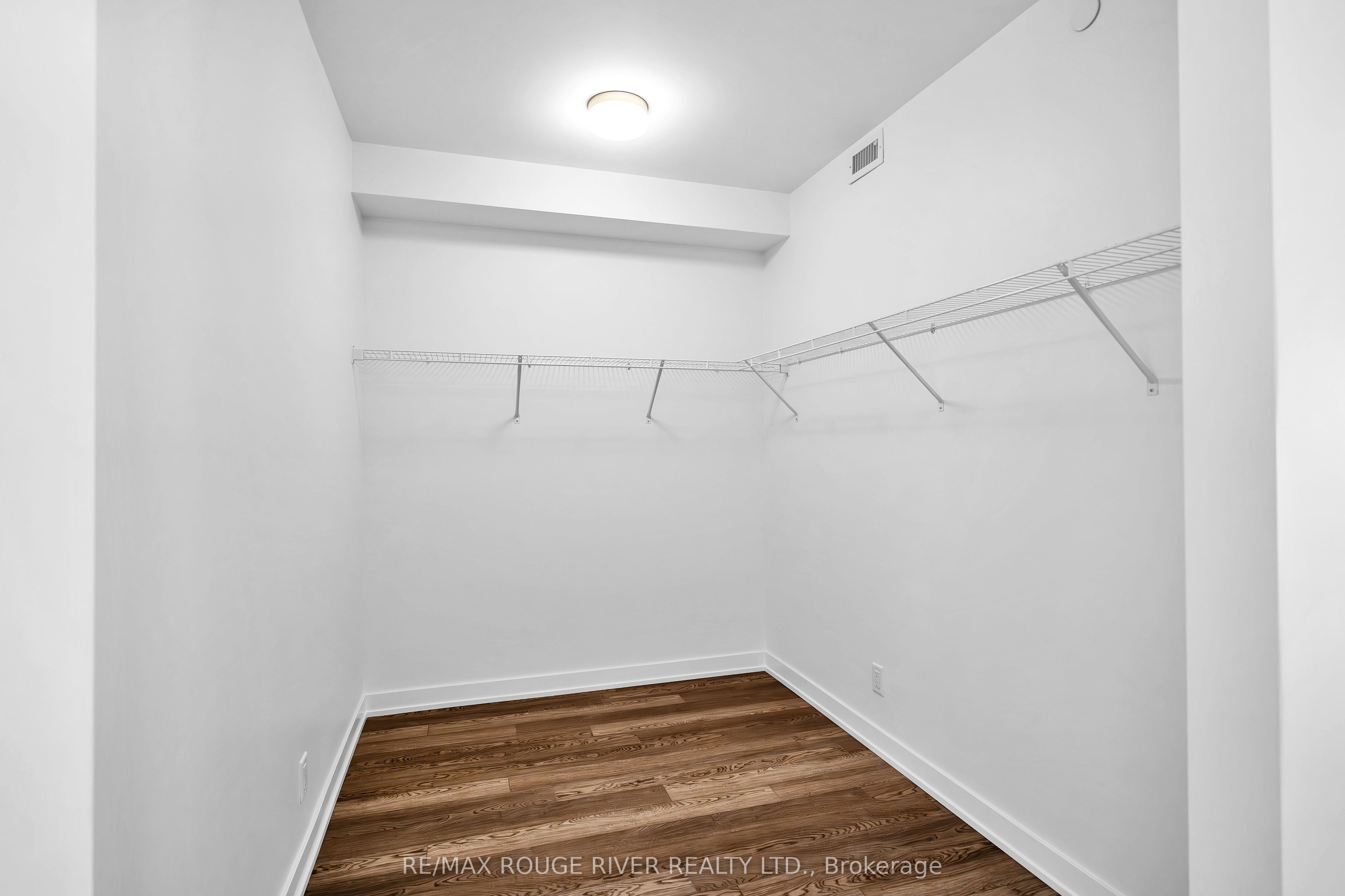 55 Clarington Boulevard 1104 Property Photo 4