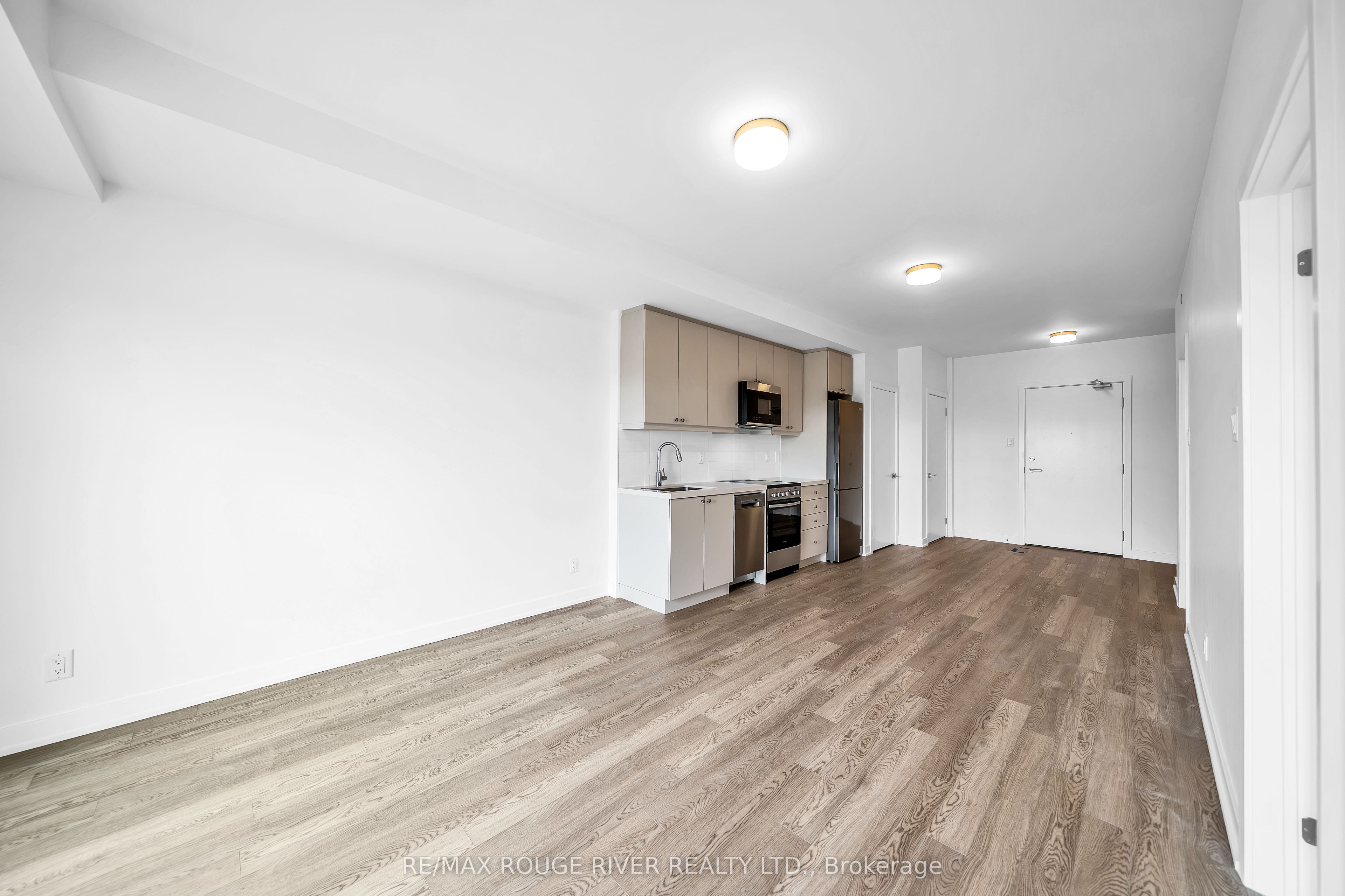 55 Clarington Boulevard 1104 Property Photo 7
