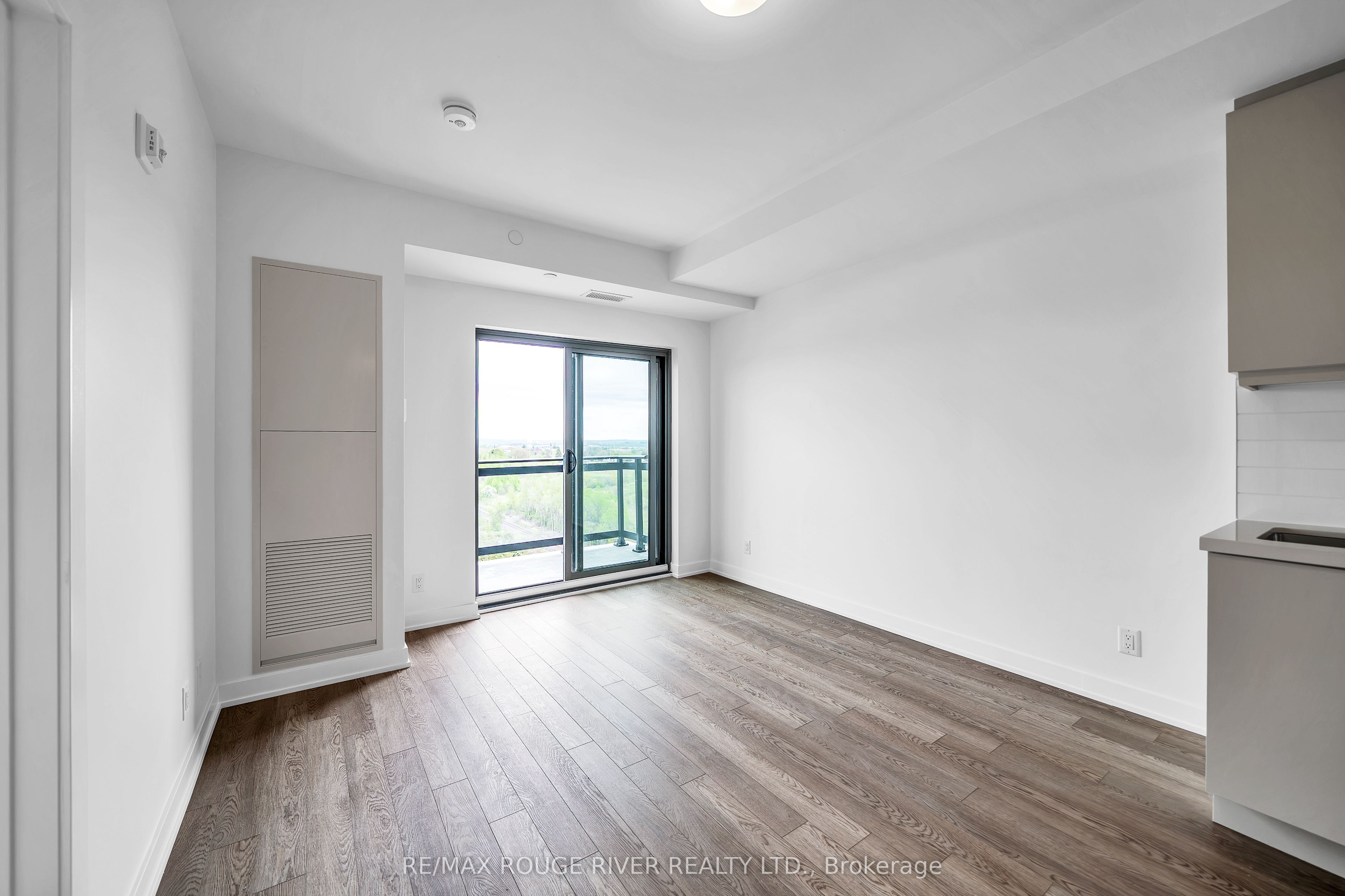 55 Clarington Boulevard 1104 Property Photo 11