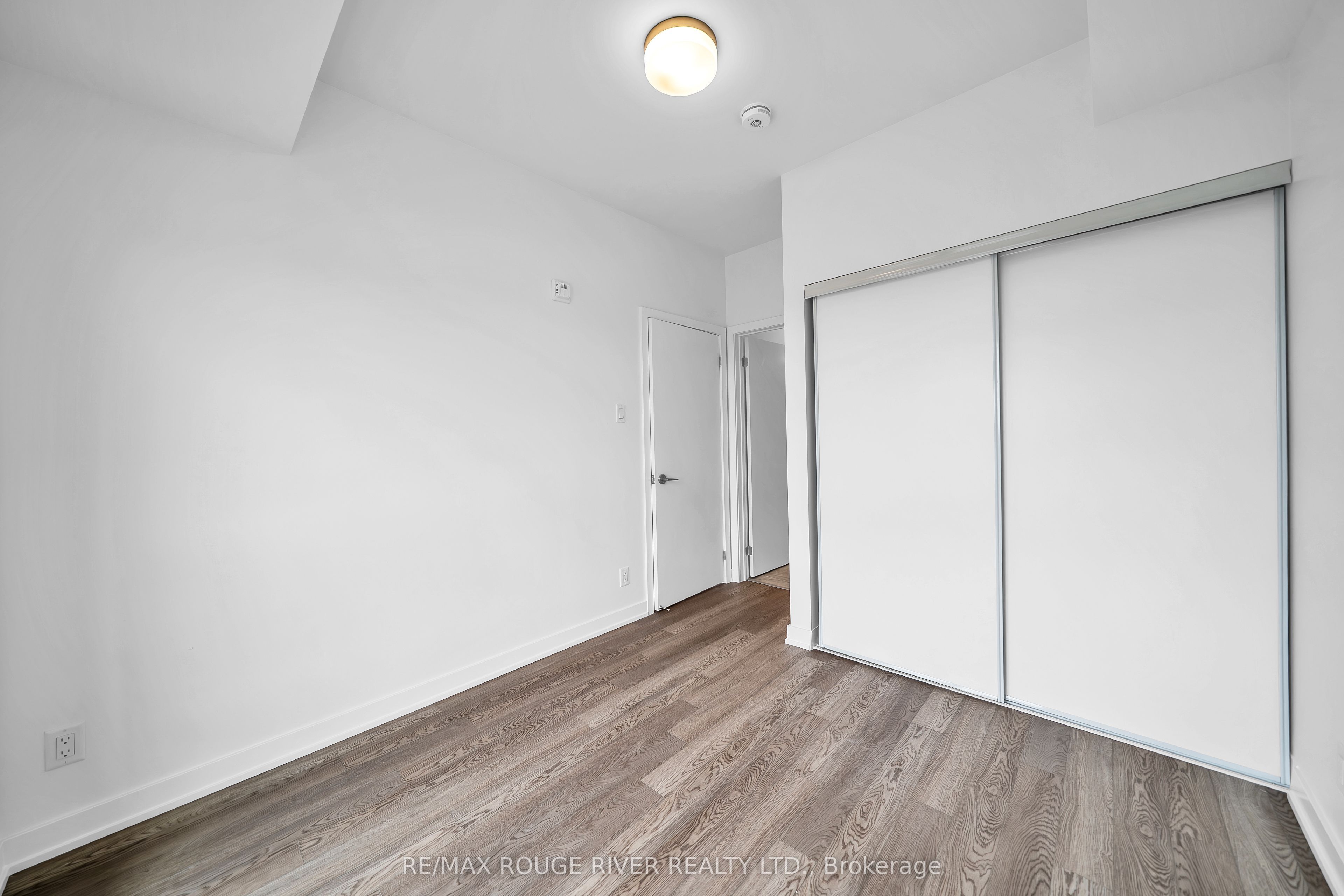 55 Clarington Boulevard 1104 Property Photo 15
