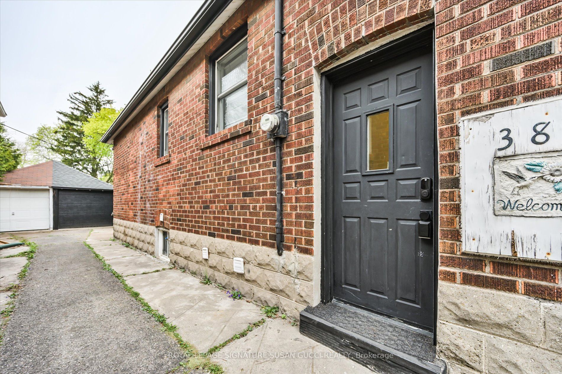388 O'connor Drive Property Photo 21