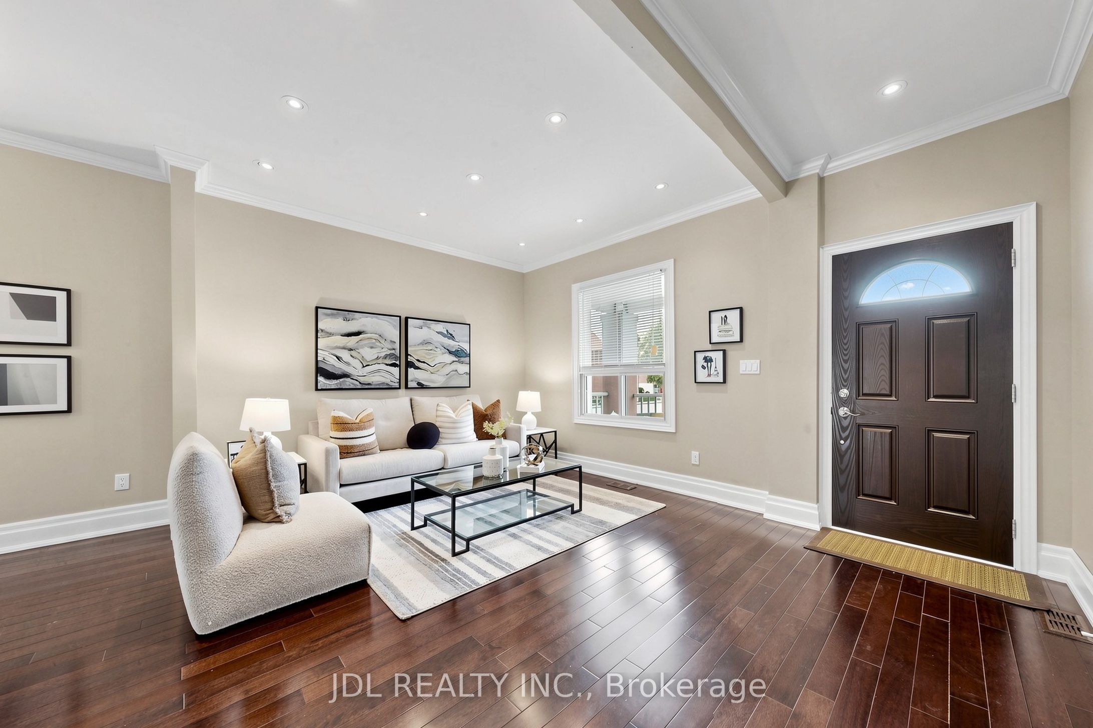831 Pape Avenue Property Photo 4