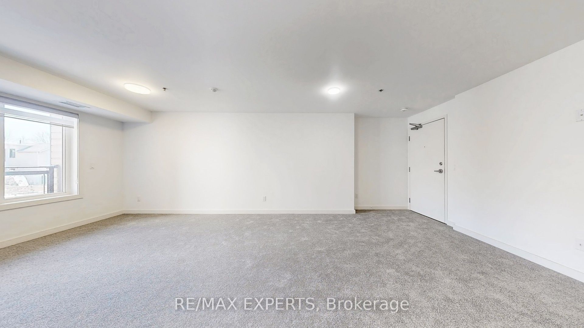 45 Connaught Avenue 203 Property Photo 8