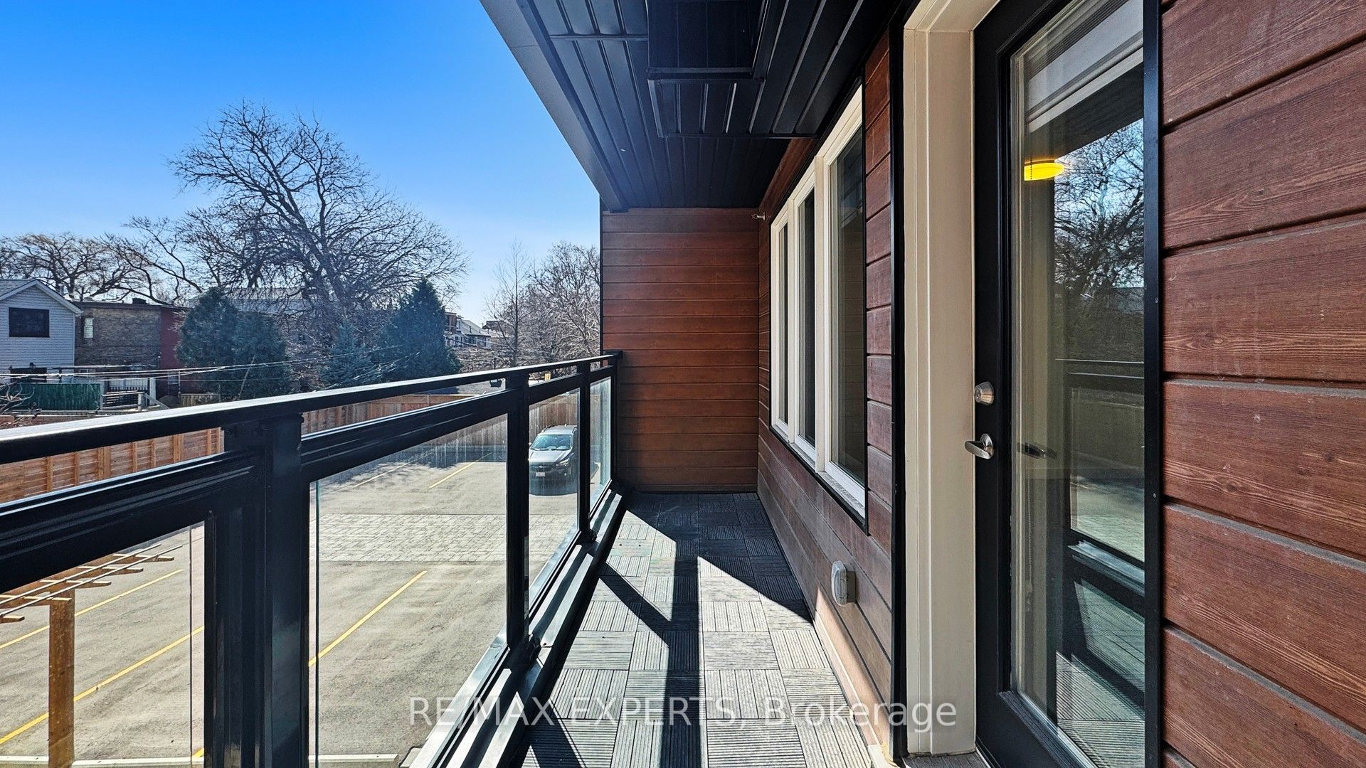 45 Connaught Avenue 203 Property Photo 14