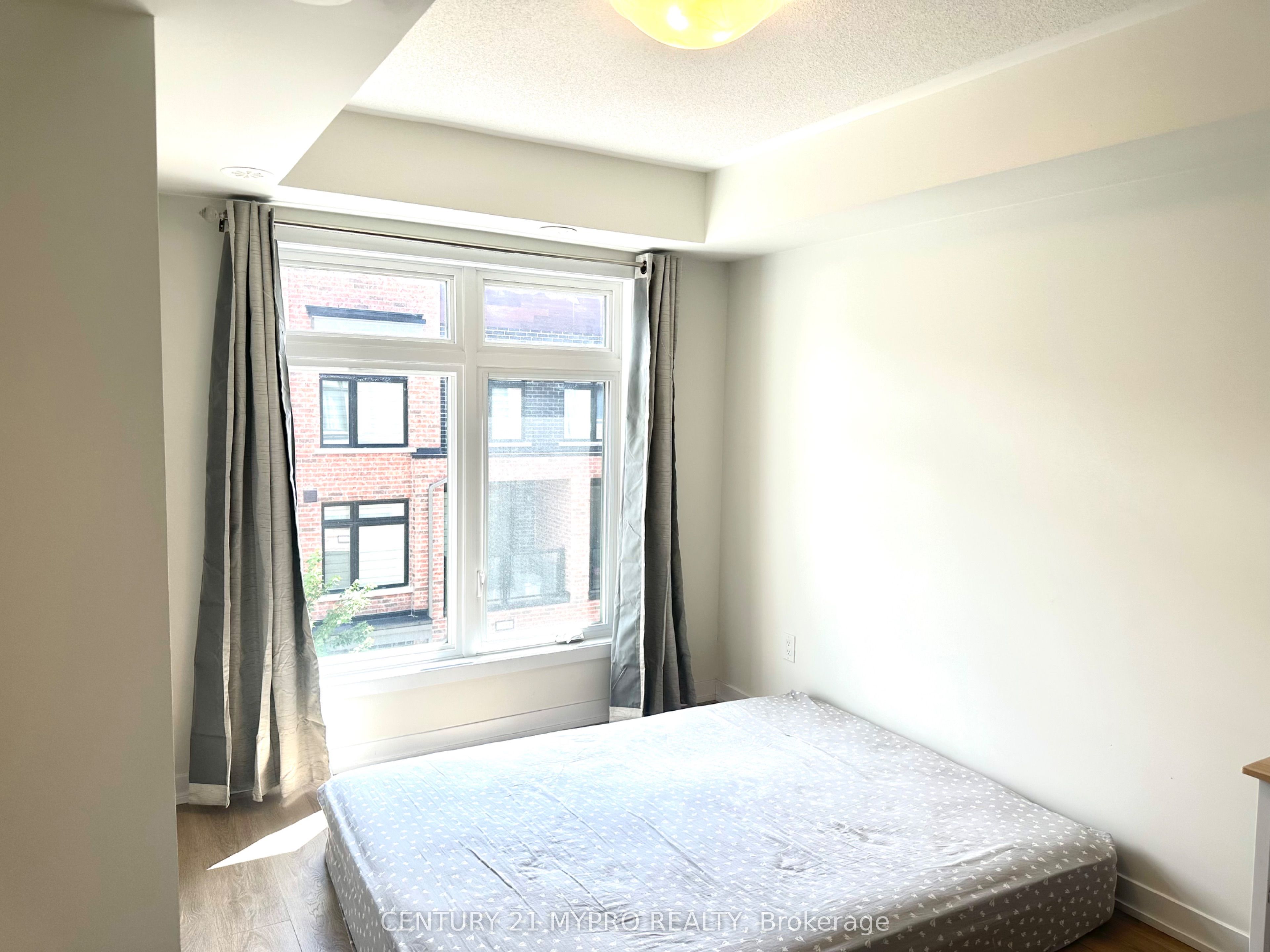 1865 Pickering Parkway N 1308 Property Photo 7