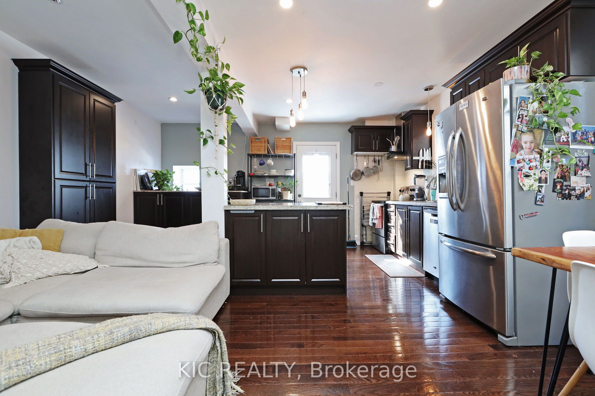 20 Ashdale Avenue Property Photo 14