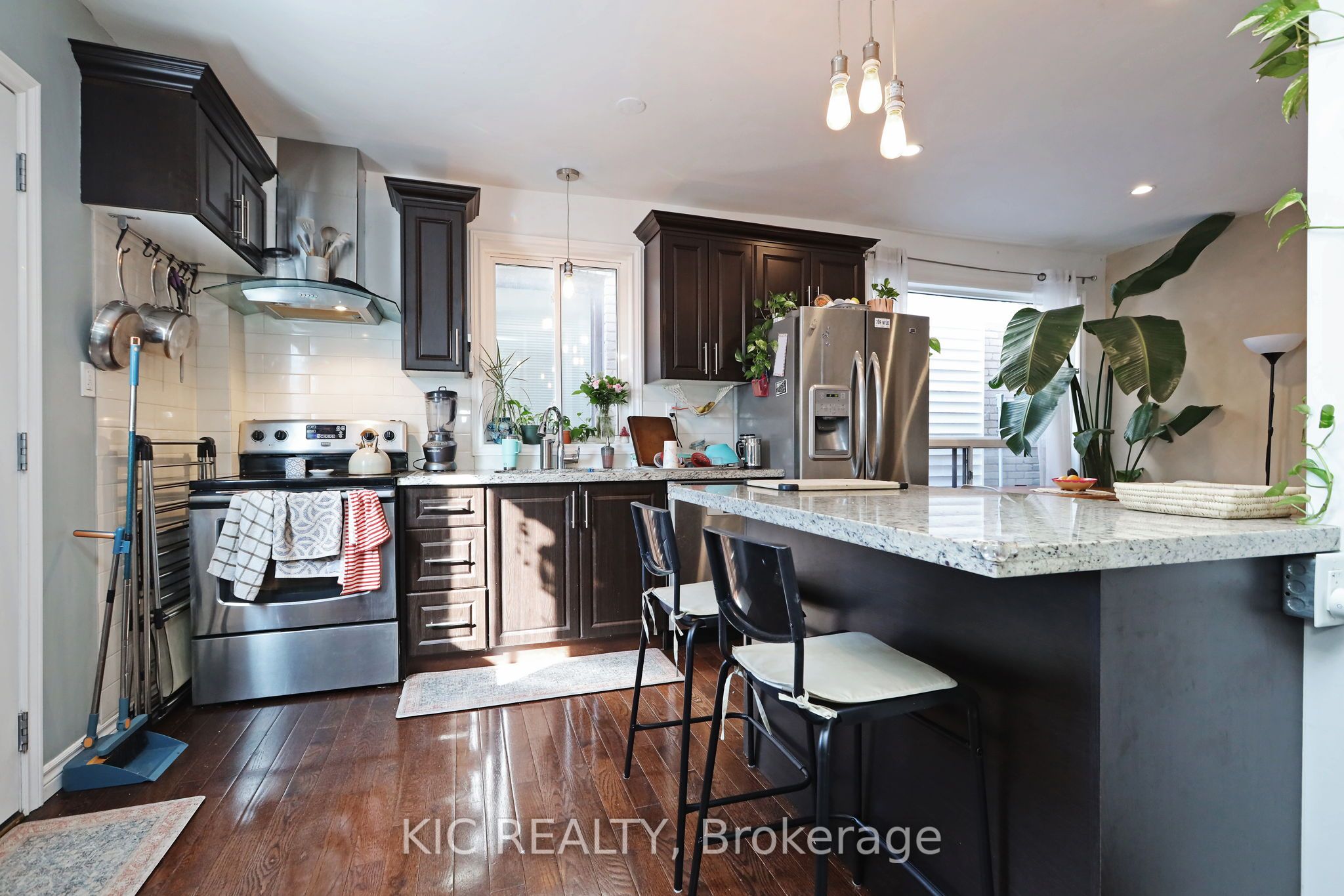 20 Ashdale Avenue Property Photo 21
