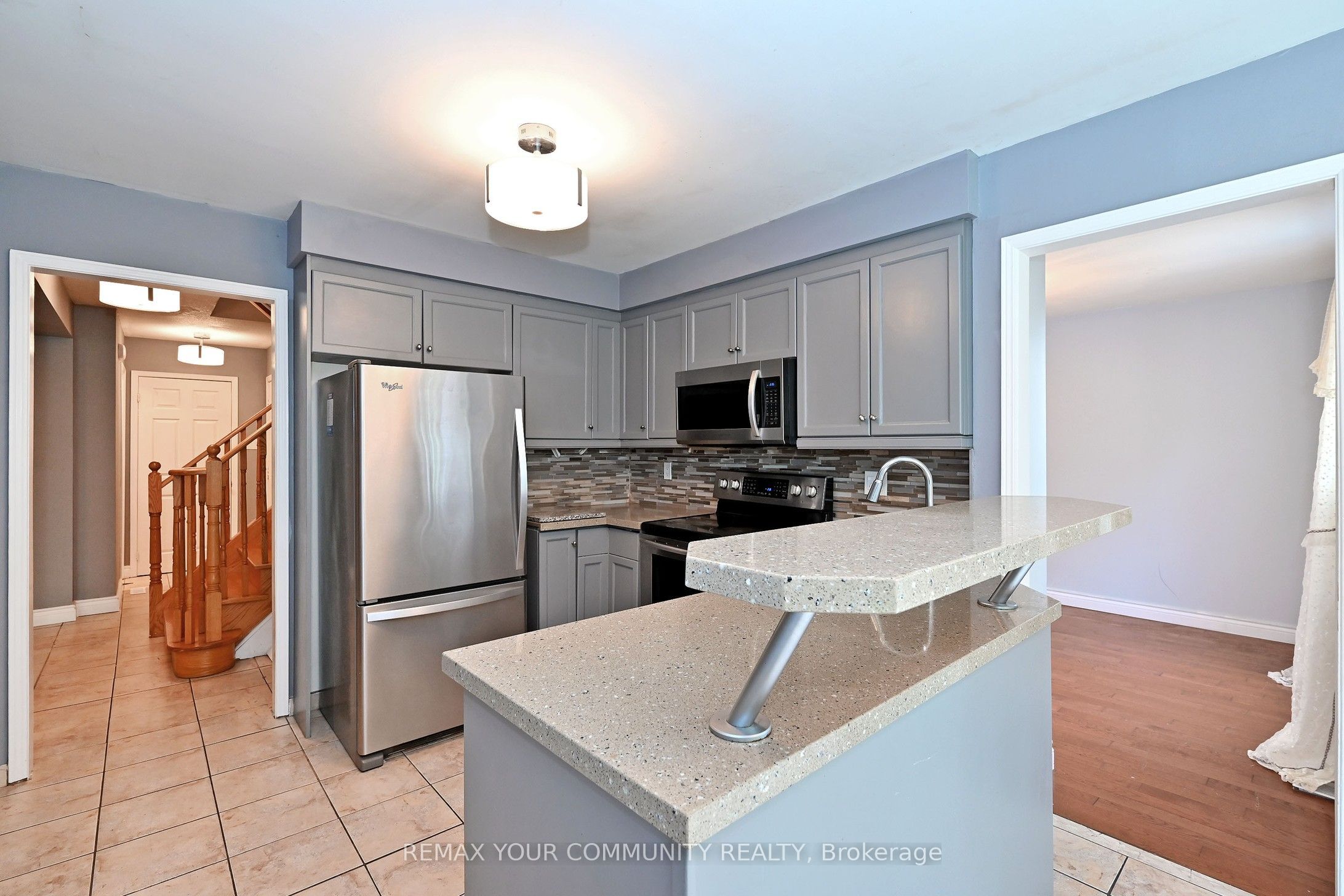 35 Dakin Drive Property Photo 12