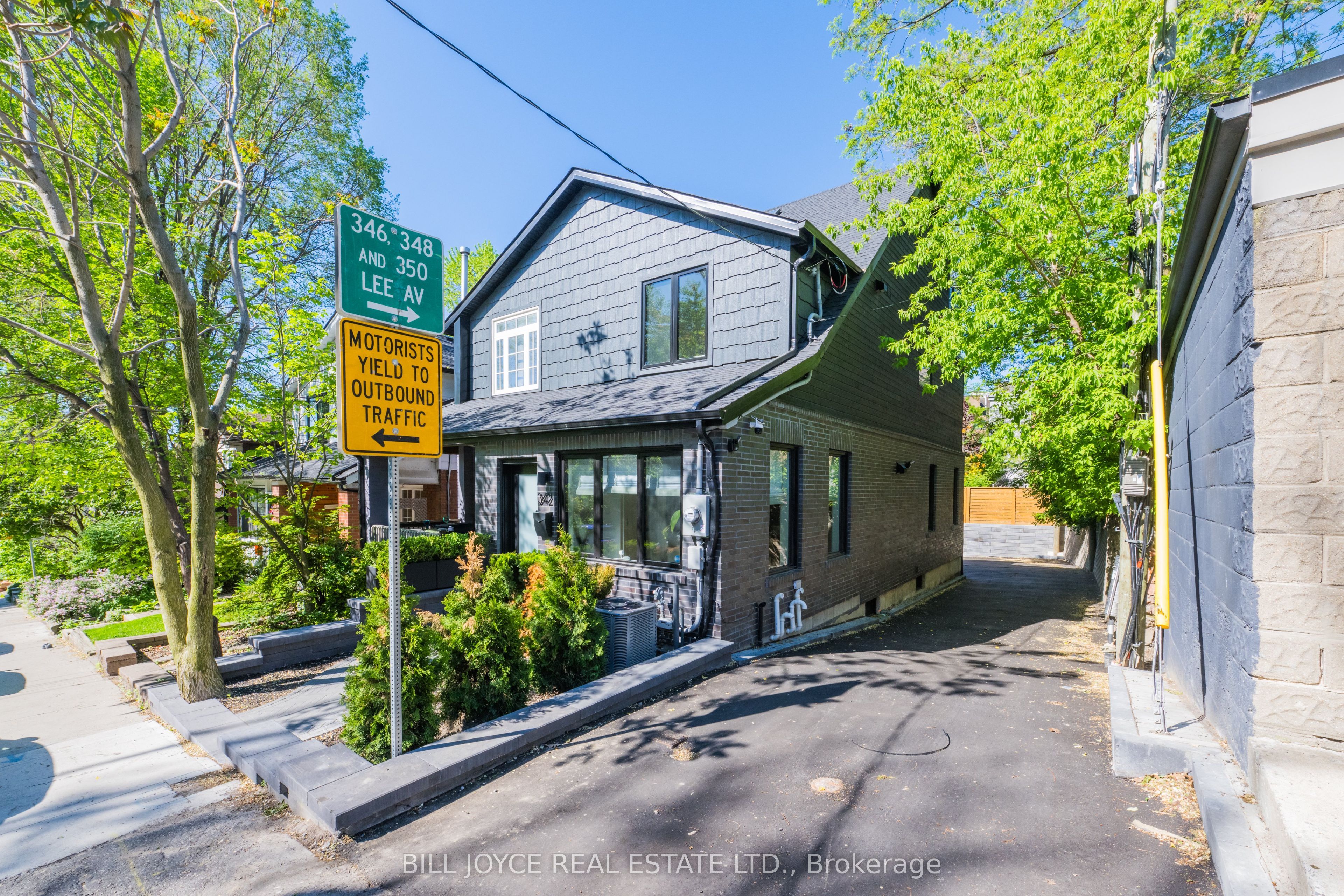 350 Lee Avenue Property Photo 2